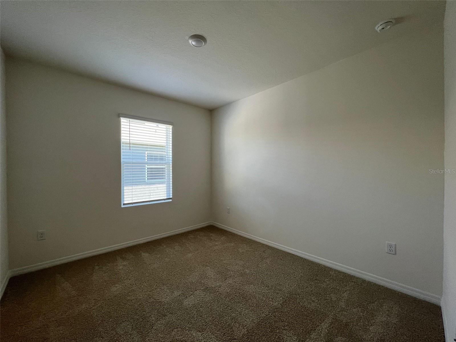ATRIA/RIDGEWOOD LAKES - Residential Lease