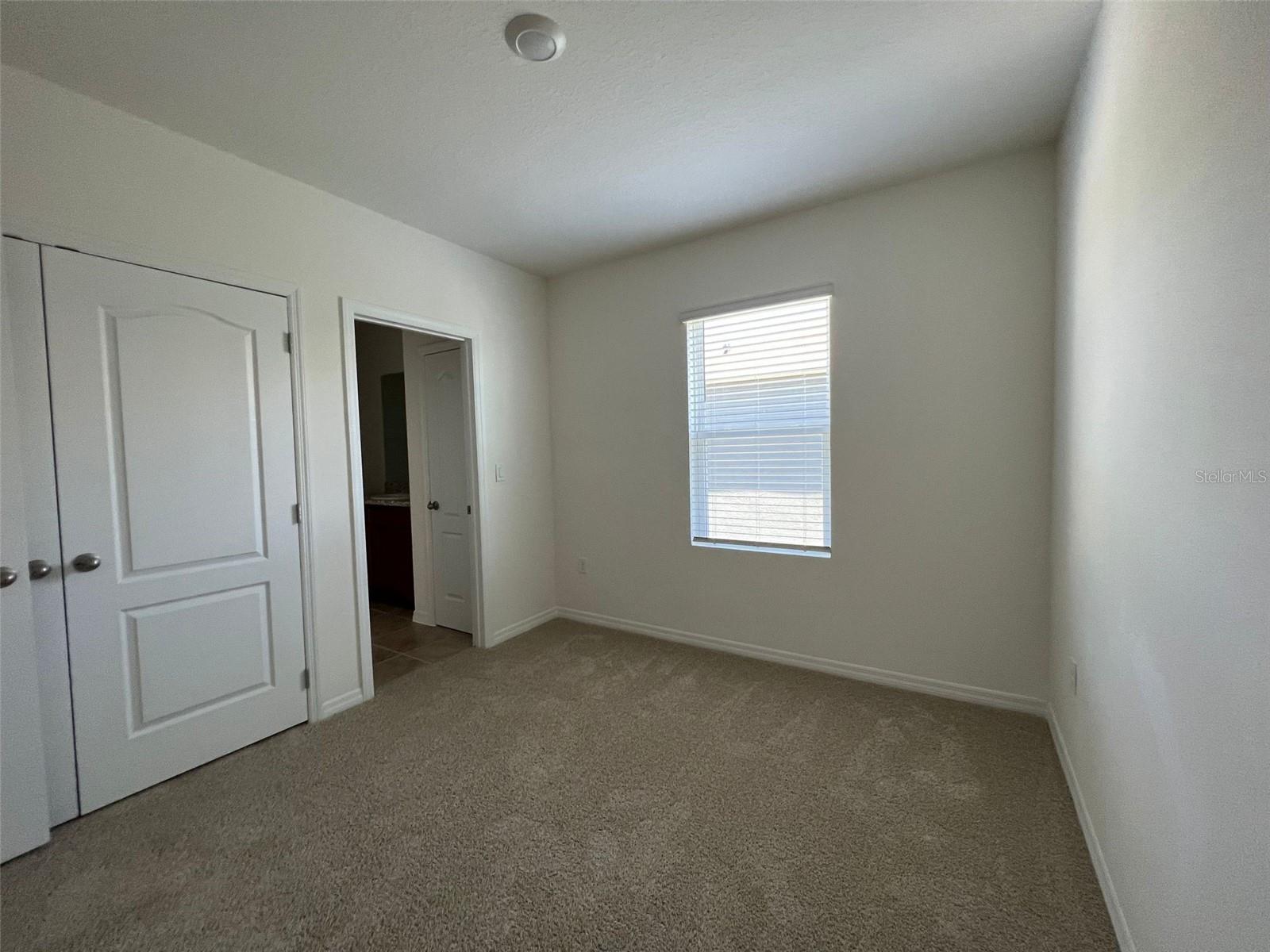 ATRIA/RIDGEWOOD LAKES - Residential Lease