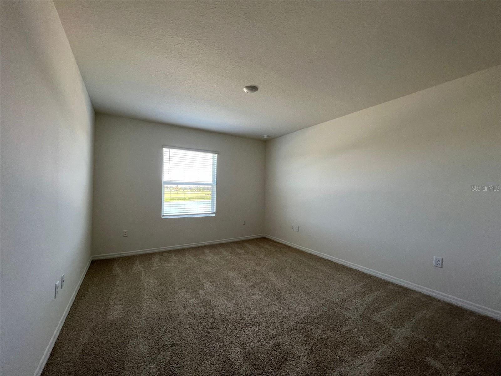 ATRIA/RIDGEWOOD LAKES - Residential Lease
