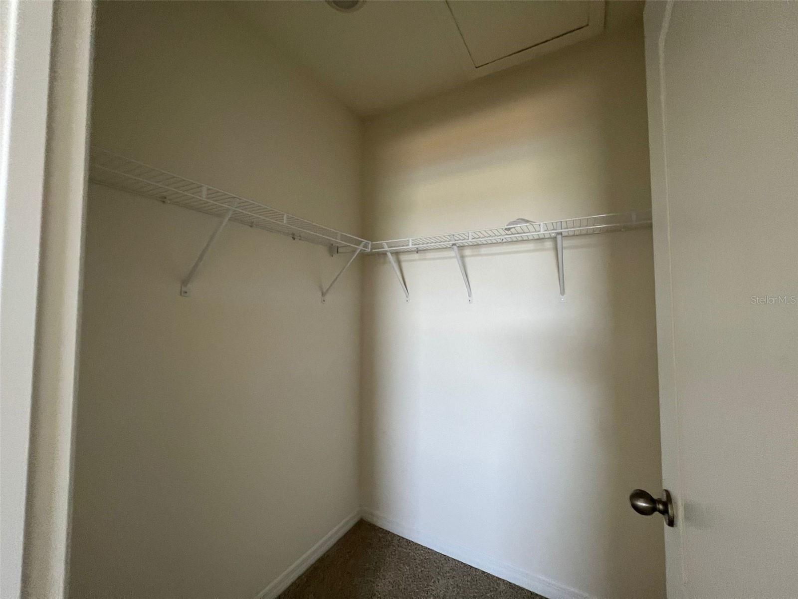 ATRIA/RIDGEWOOD LAKES - Residential Lease