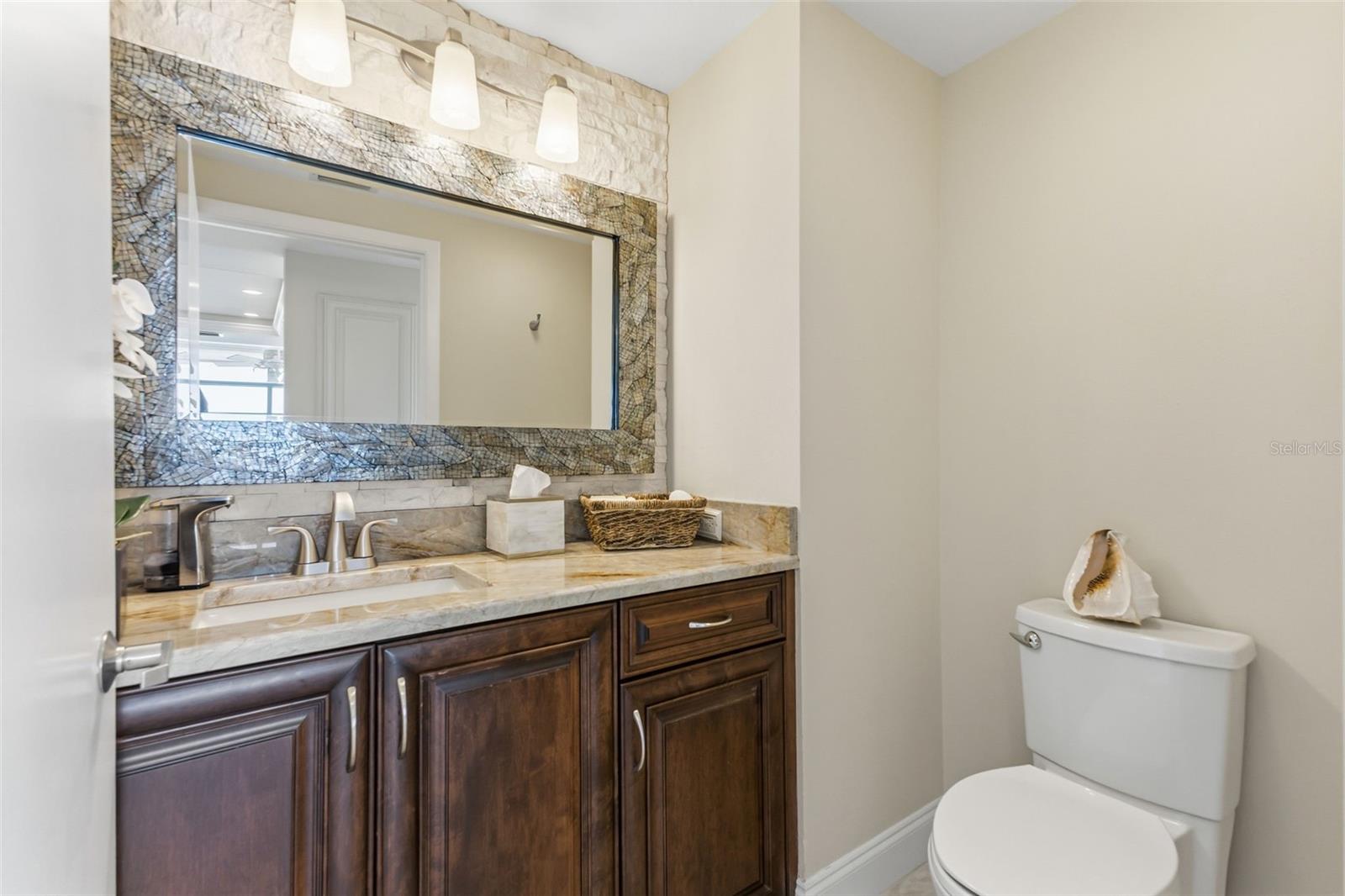 ULTIMAR TWO CONDO - Residential