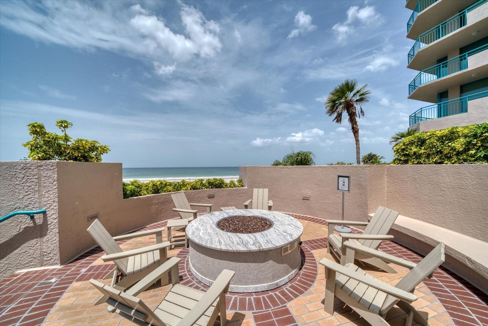 ULTIMAR TWO CONDO - Residential