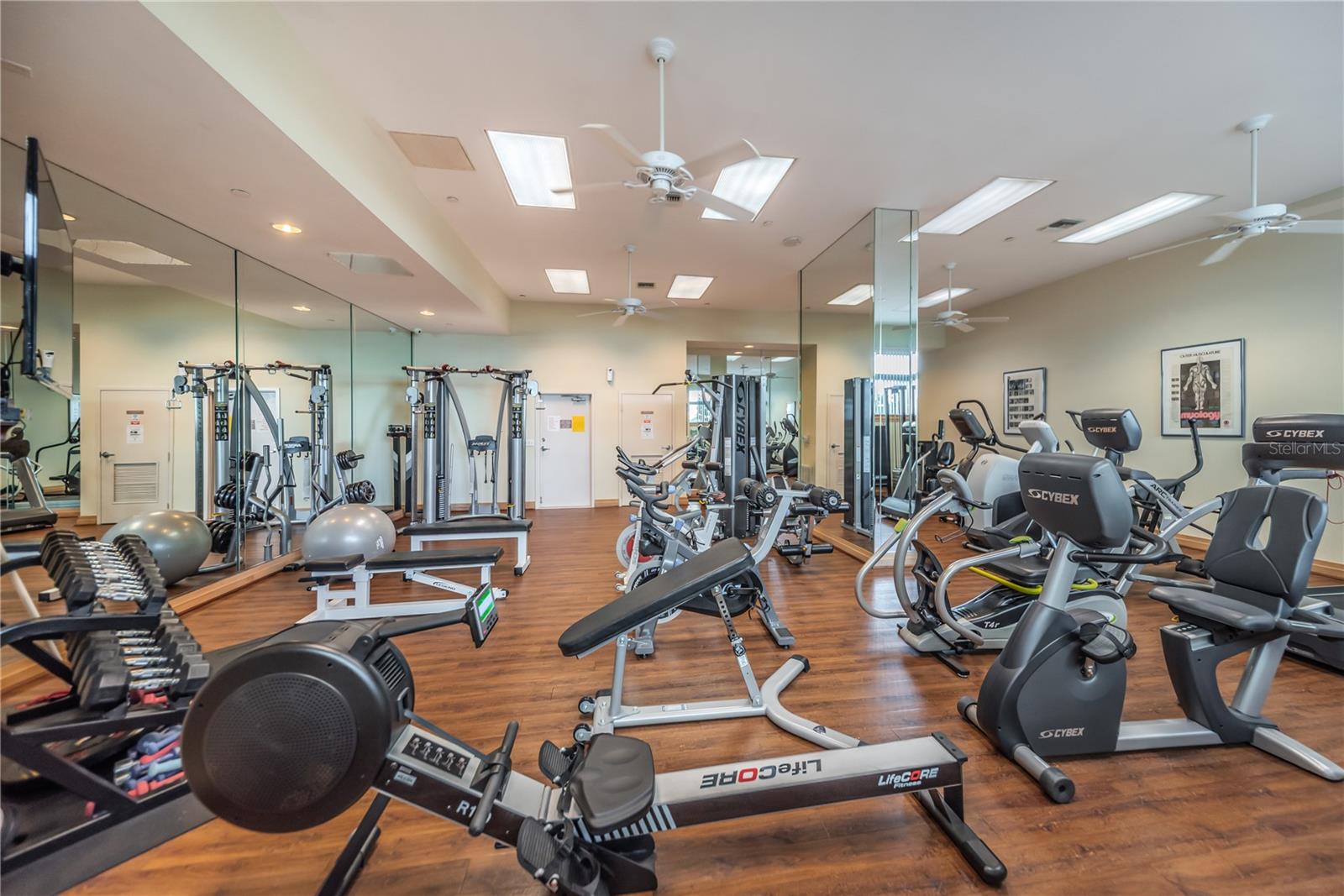 ULTIMAR TWO CONDO - Residential