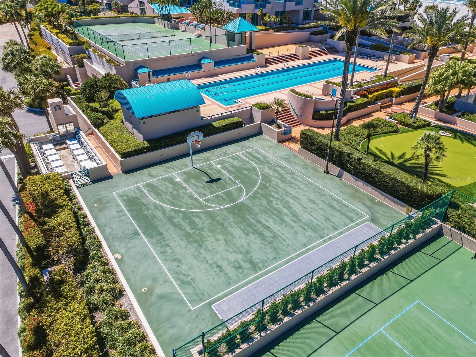 ULTIMAR TWO CONDO - Residential