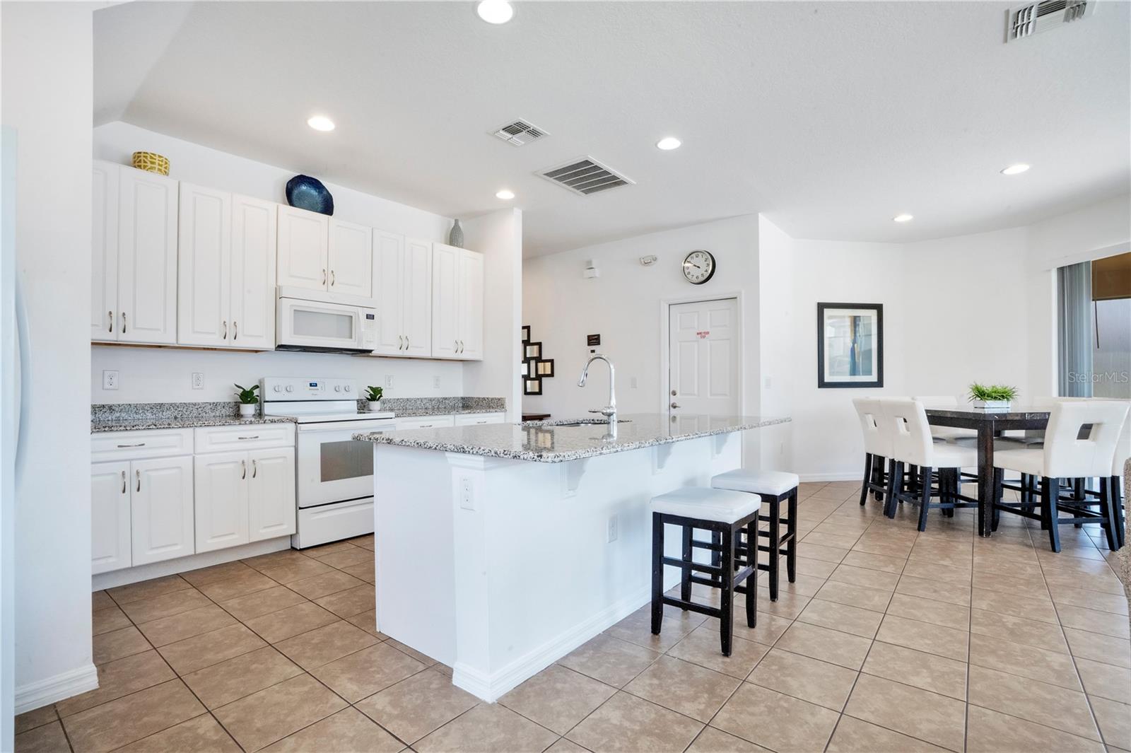 ROSEMONT WOODS - Residential
