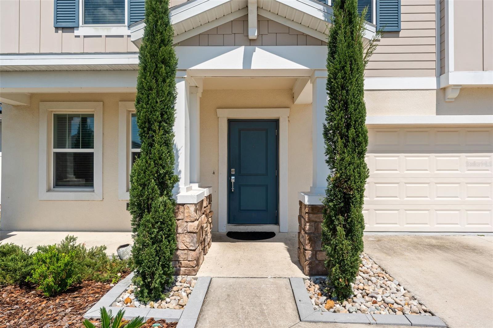 552 SILVER PALM DRIVE