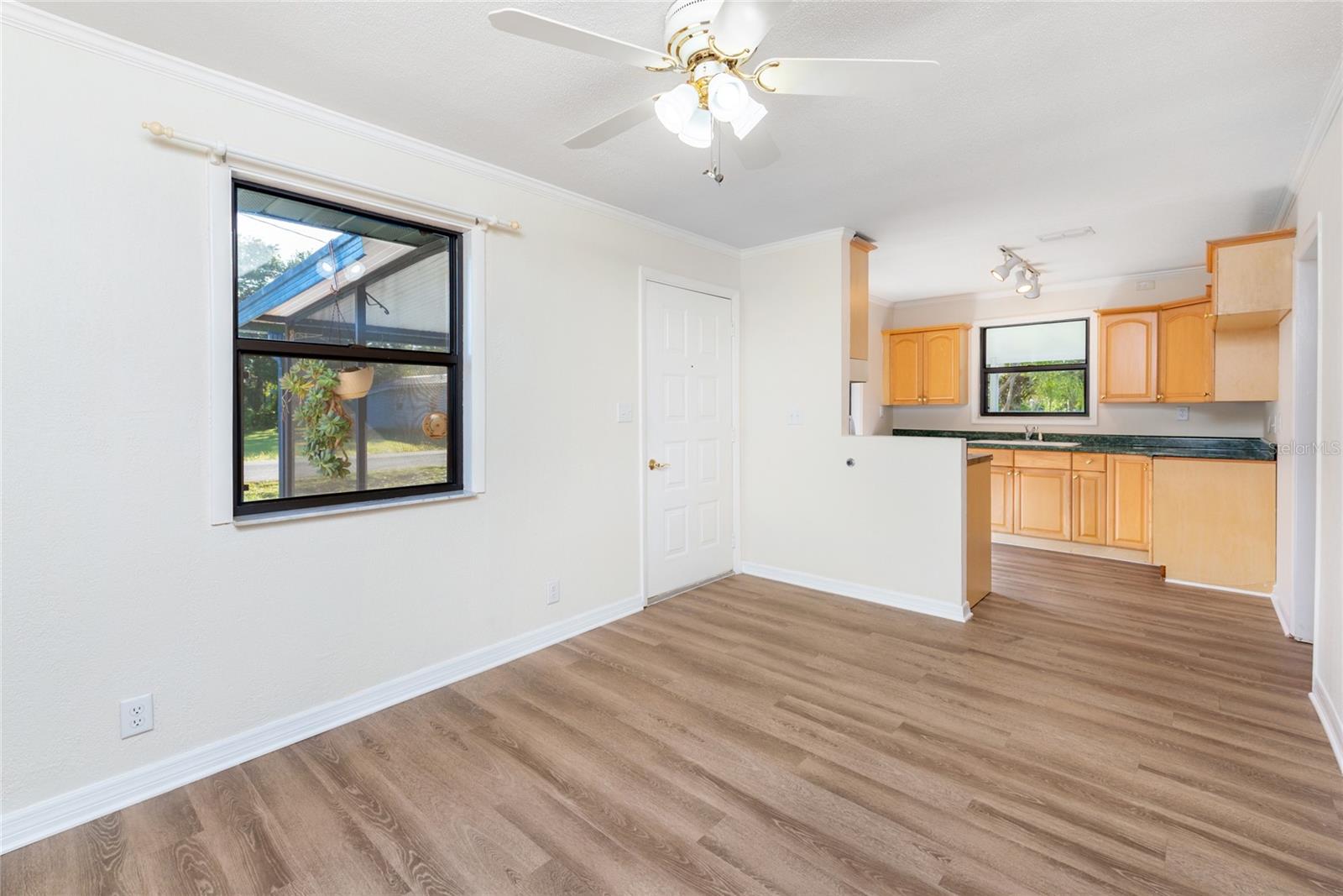 PINE GROVE PARK - Residential