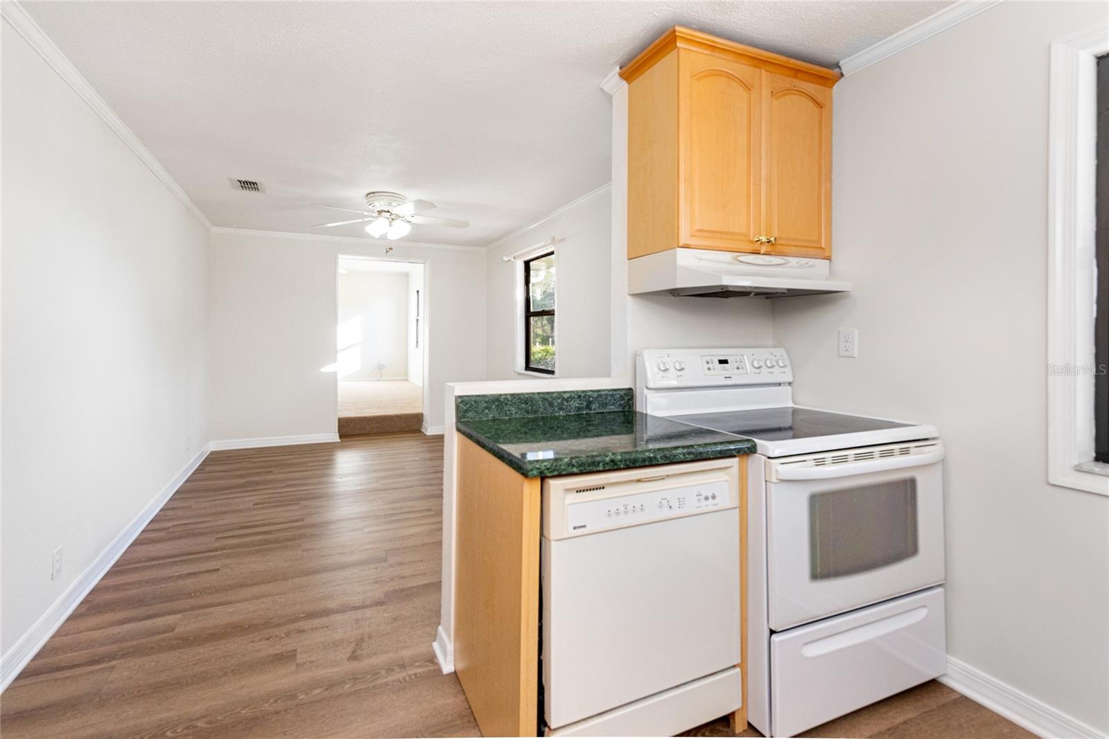 PINE GROVE PARK - Residential