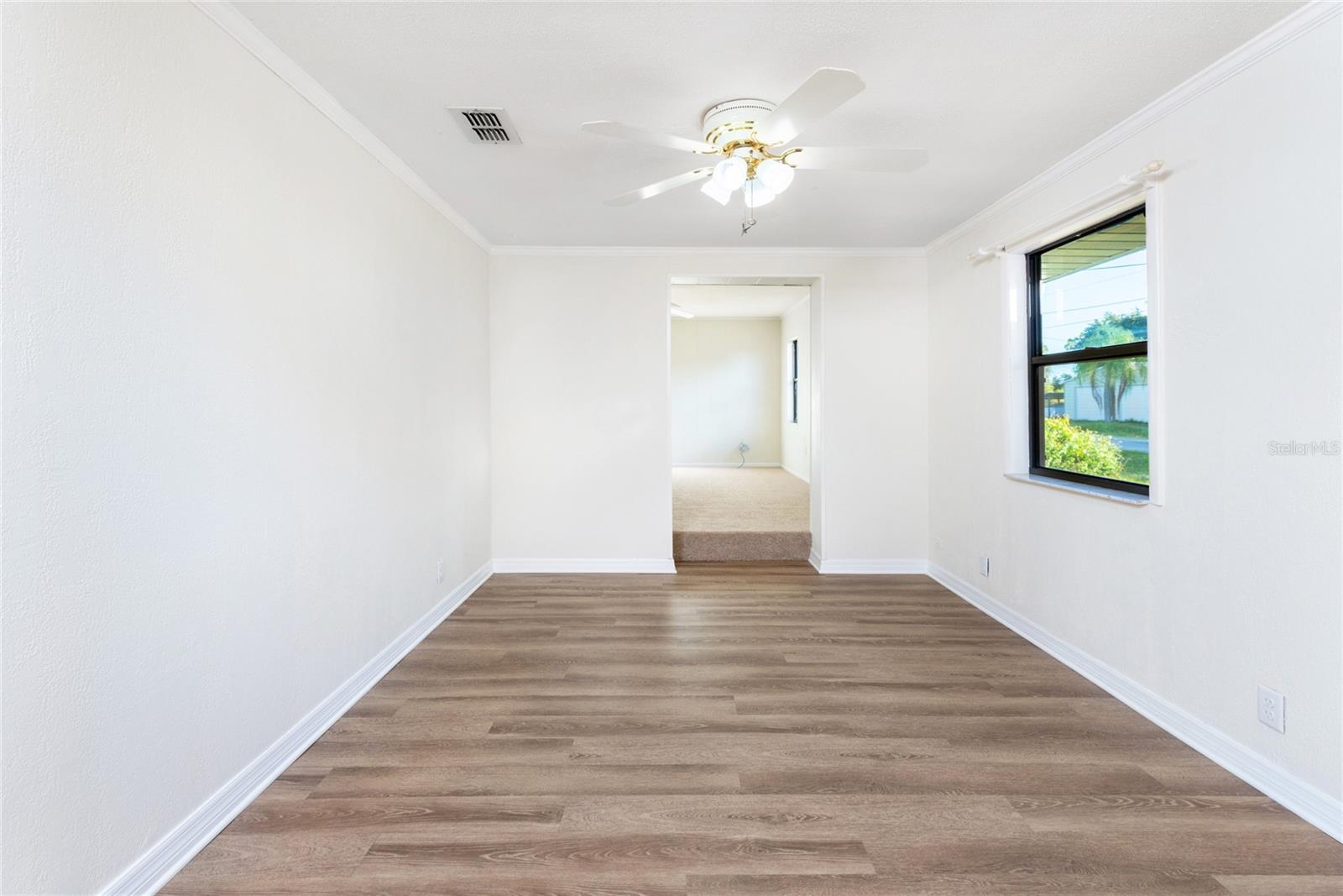 PINE GROVE PARK - Residential