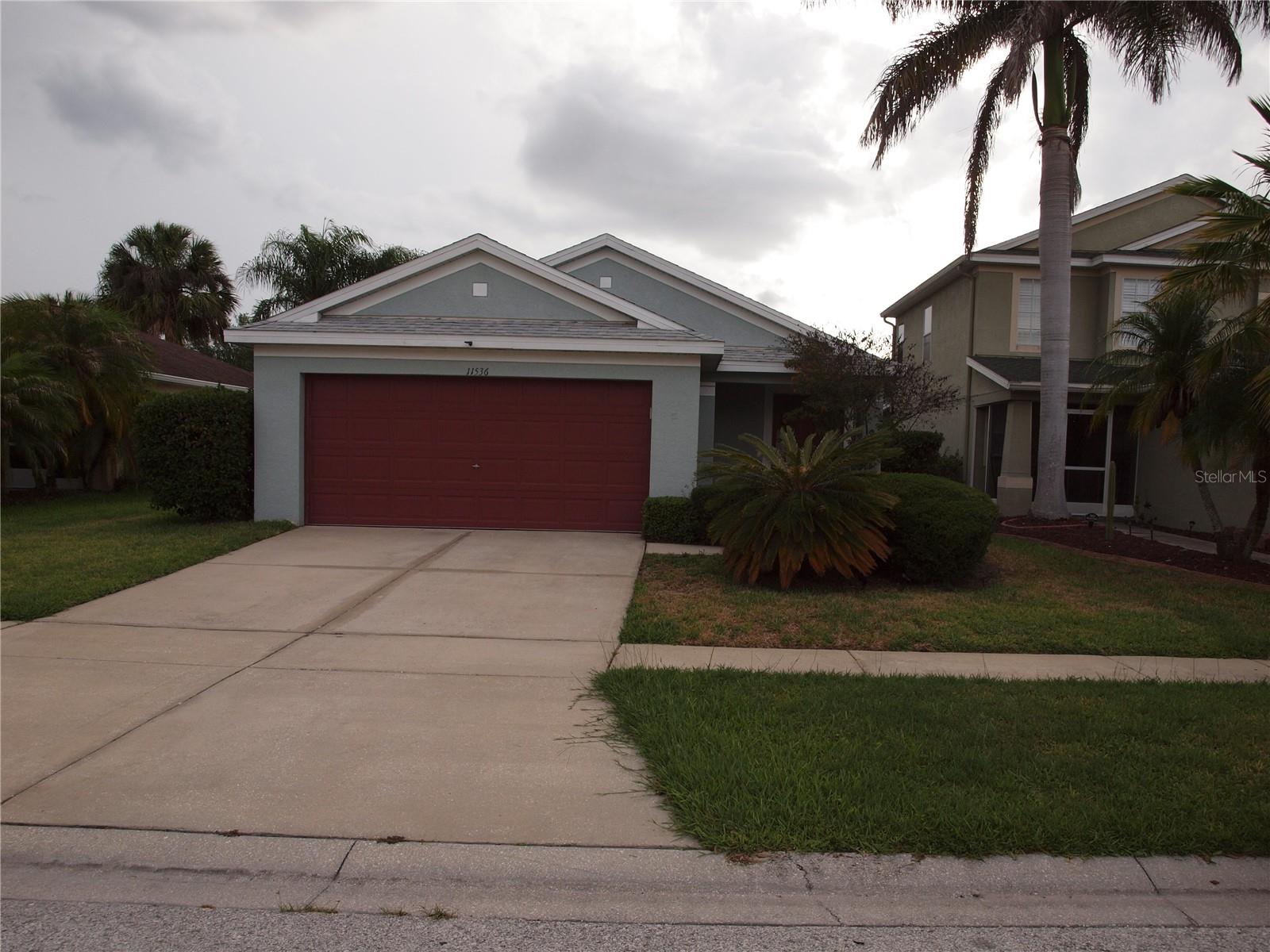 11536 11536 CRESTLAKE VILLAGE DR