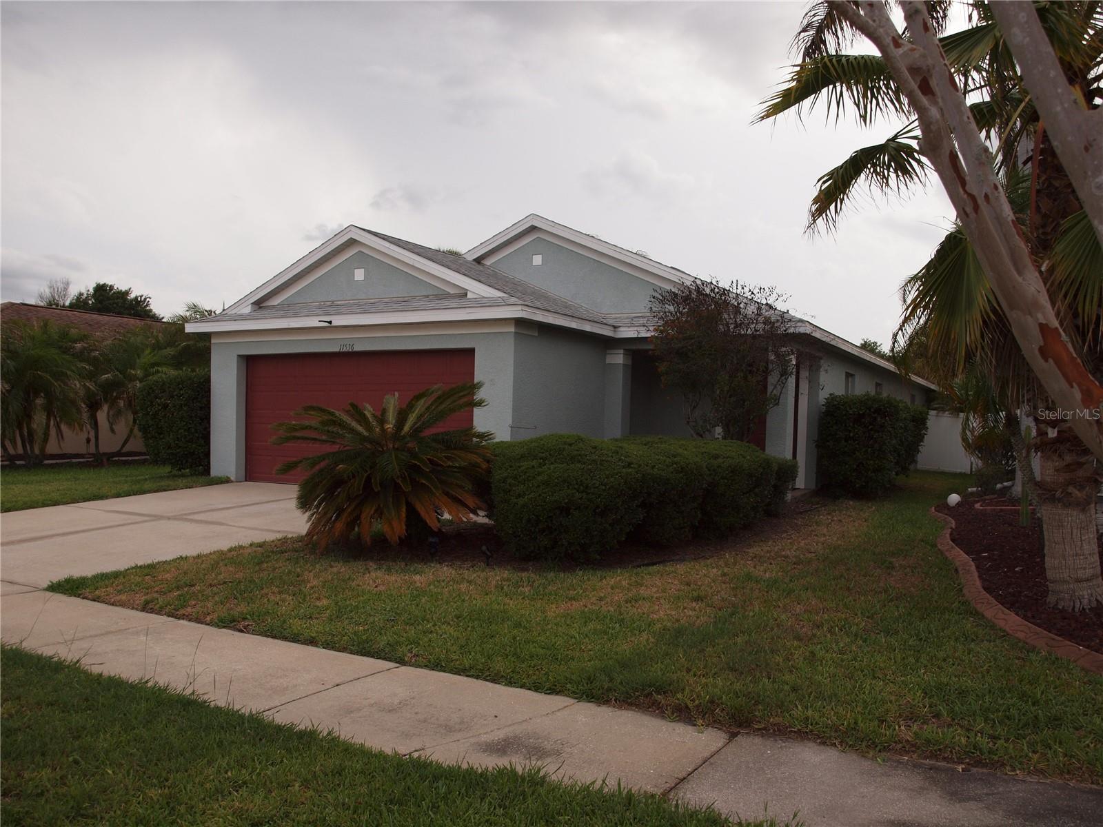 11536 11536 CRESTLAKE VILLAGE DR