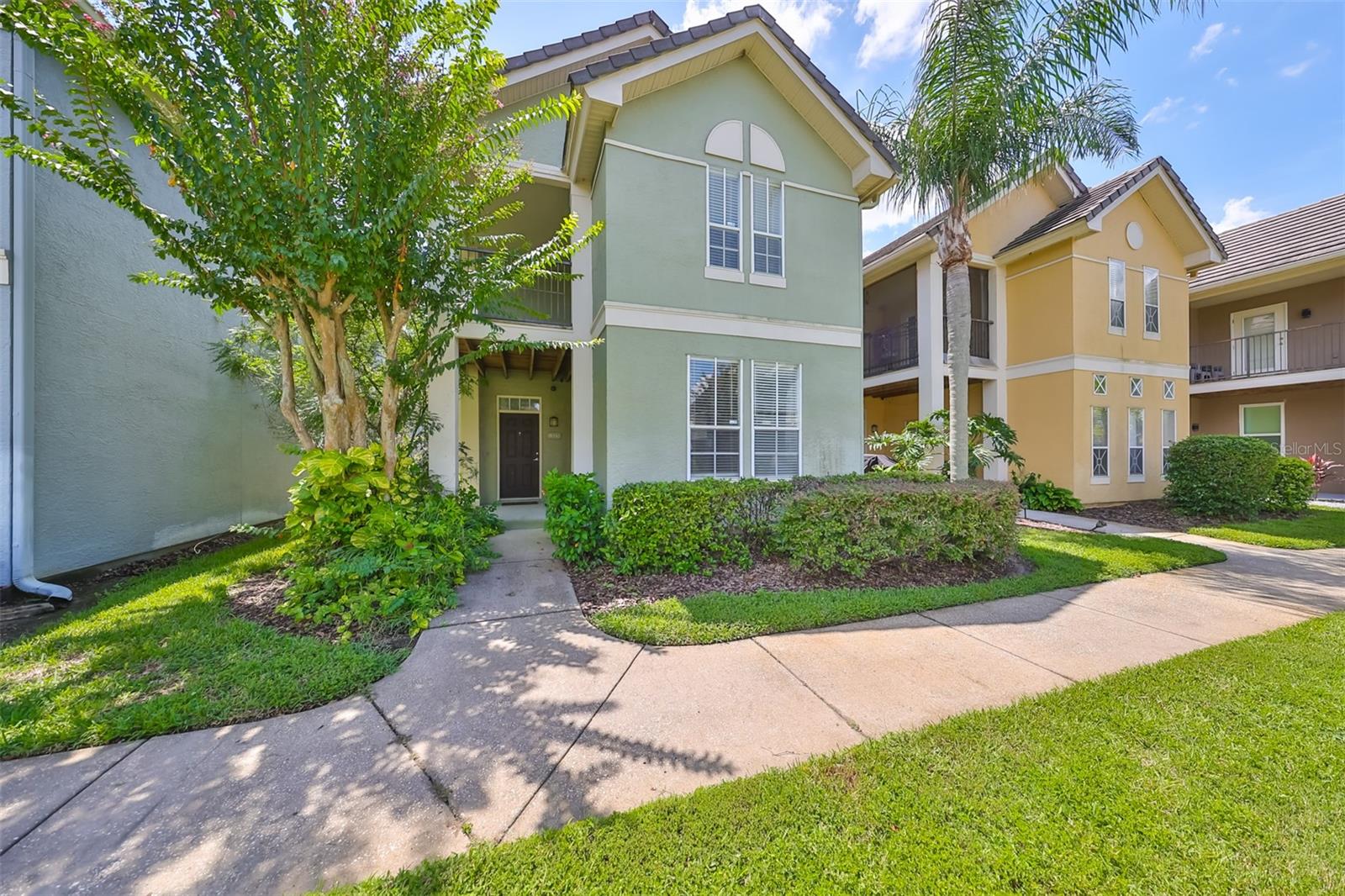 View TAMPA, FL 33624 townhome