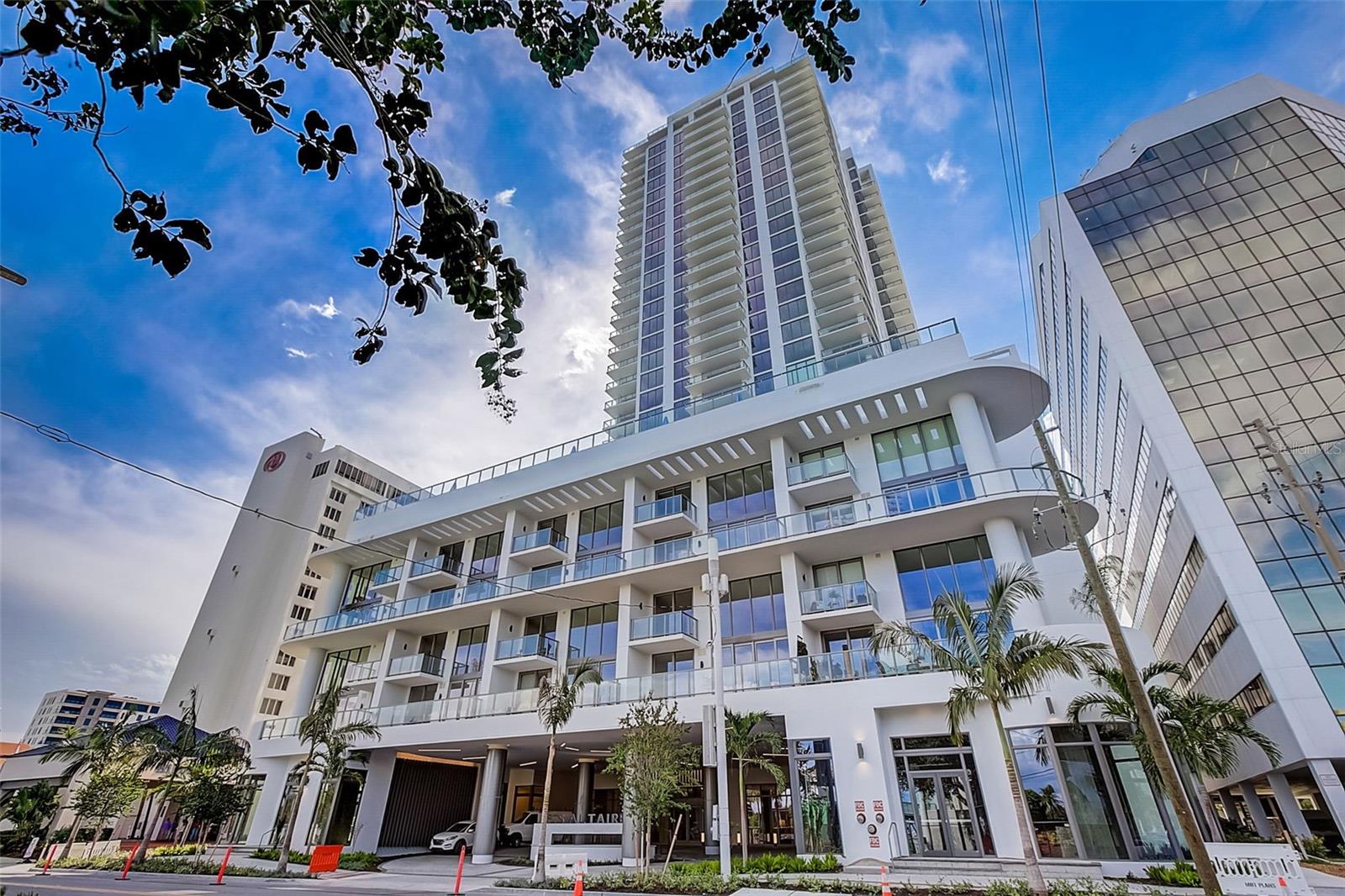 SALTAIRE CONDO - Residential