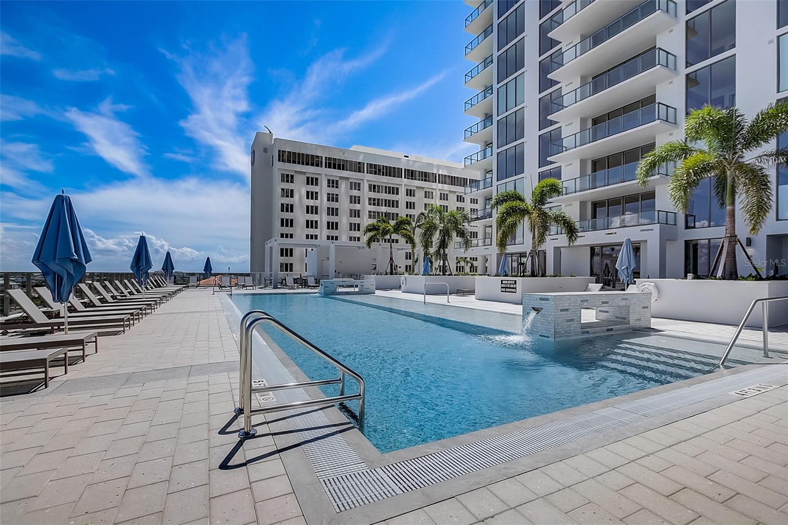 SALTAIRE CONDO - Residential