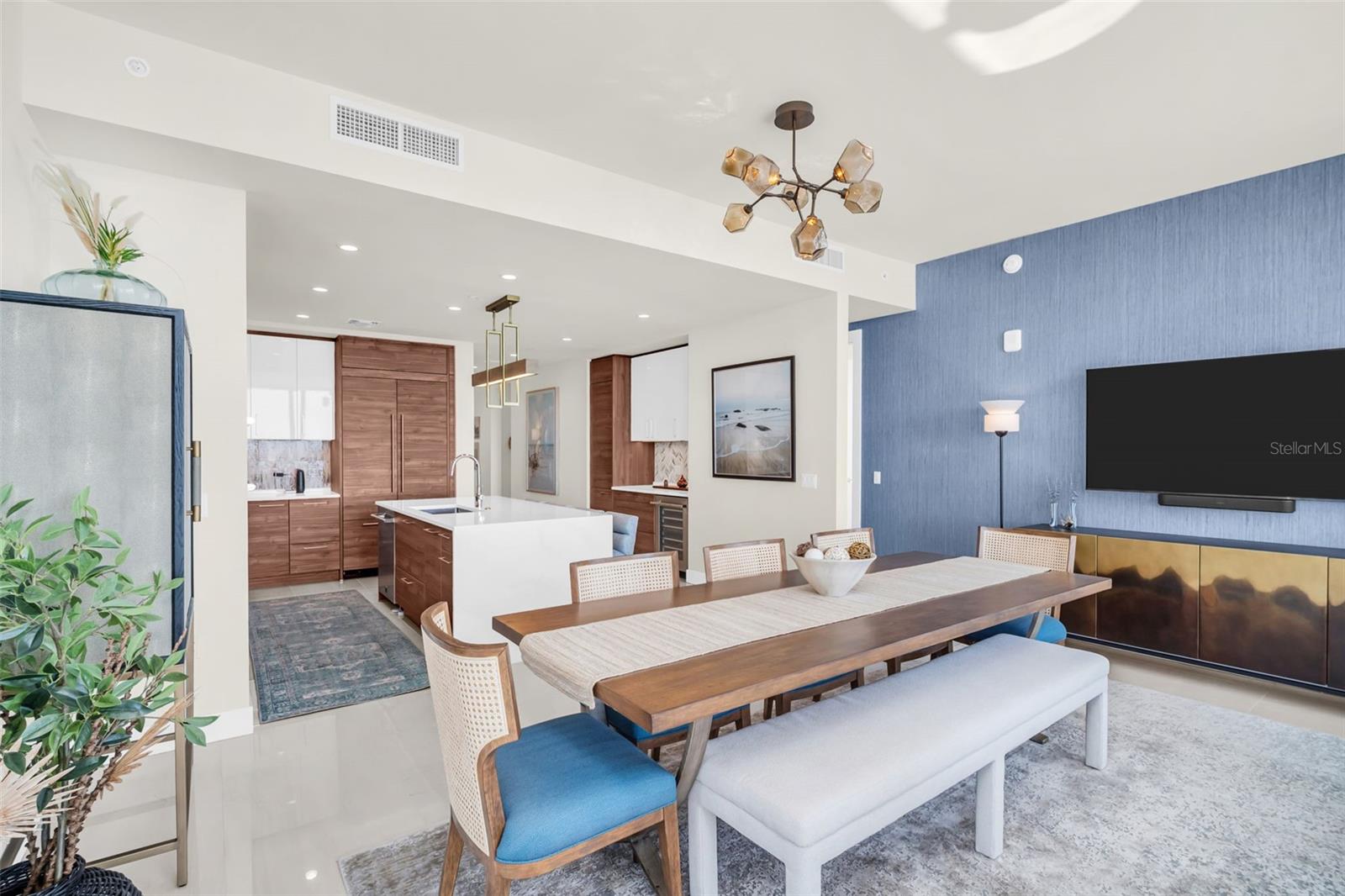 SALTAIRE CONDO - Residential