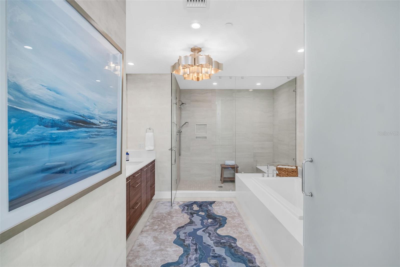 SALTAIRE CONDO - Residential