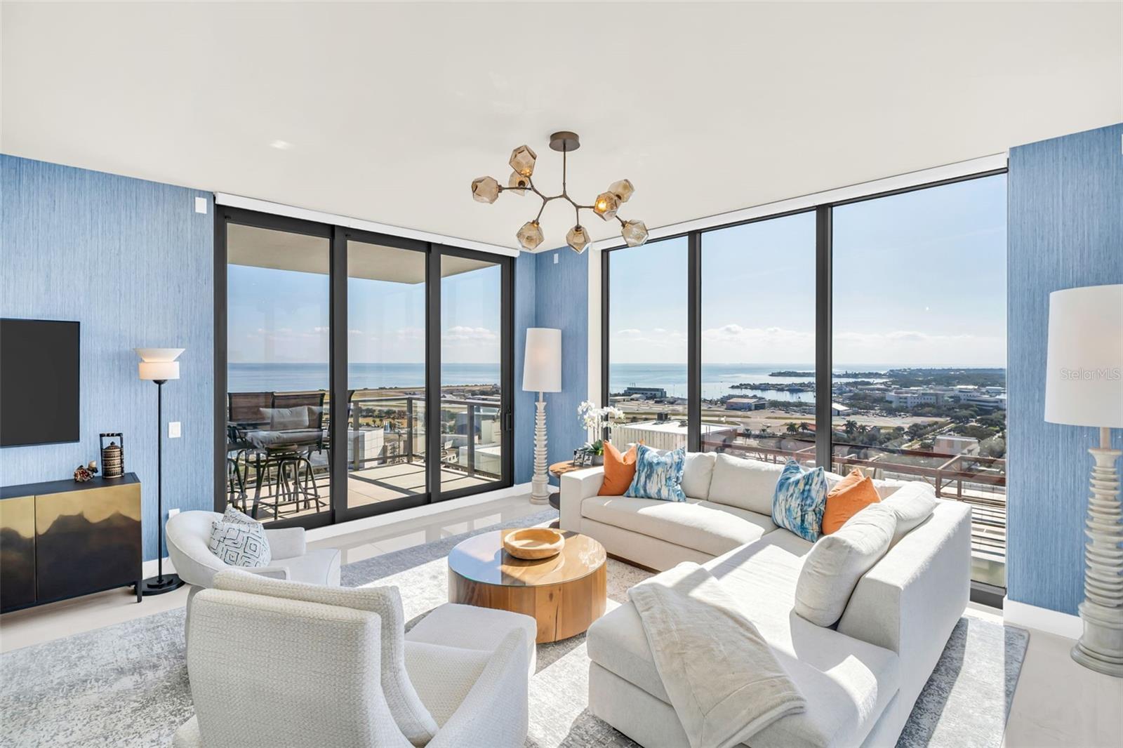 SALTAIRE CONDO - Residential