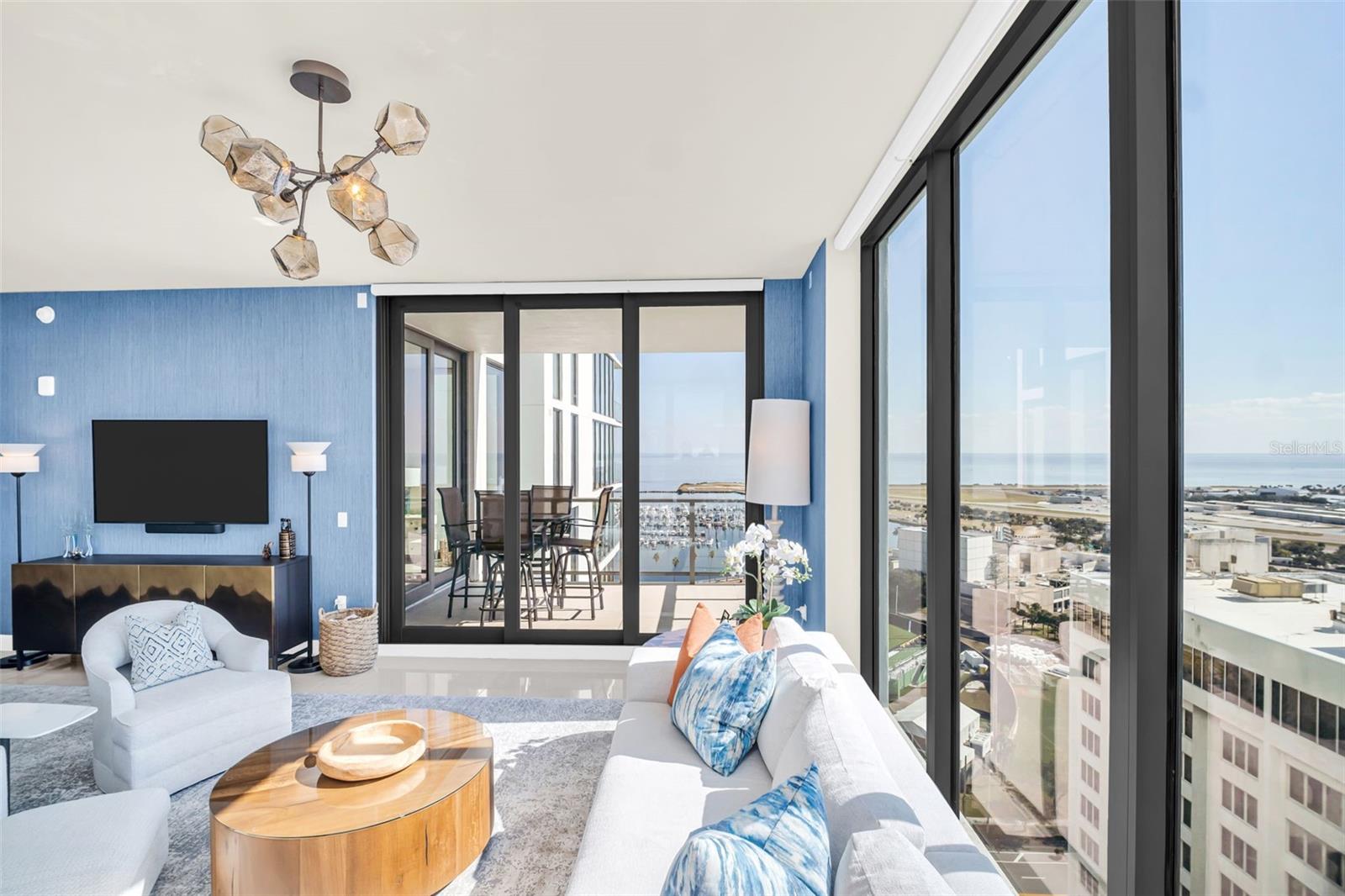 SALTAIRE CONDO - Residential