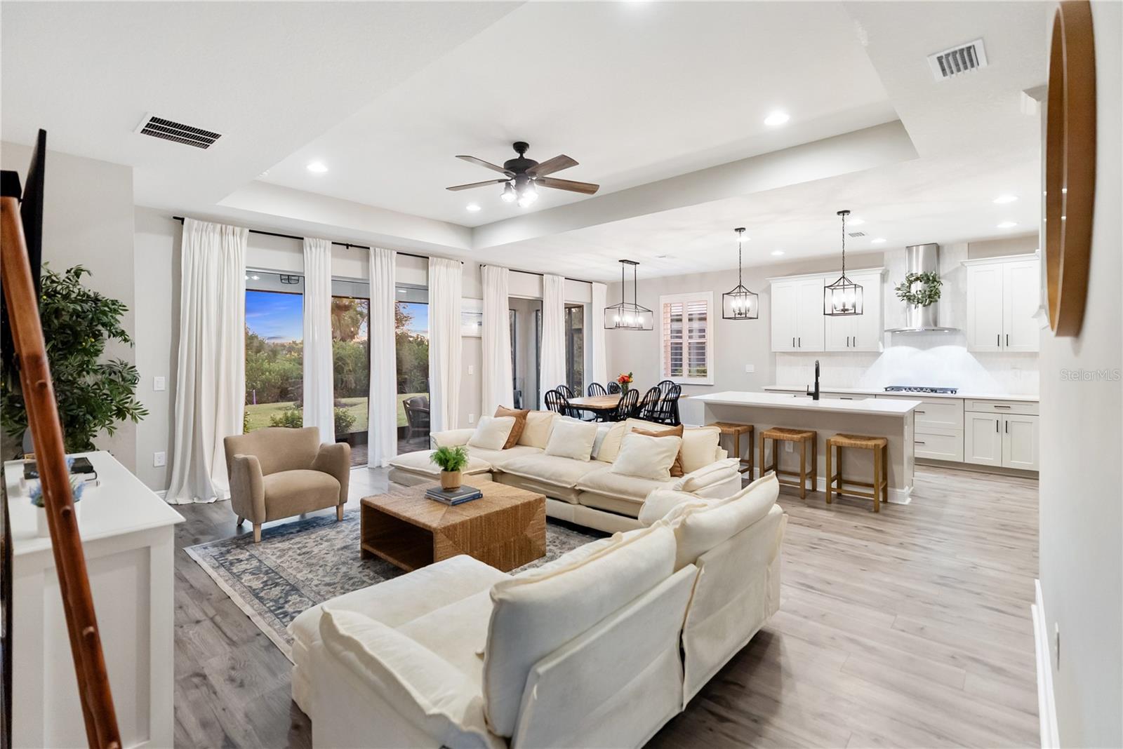 SWEETWATER AT LAKEWOOD RANCH PH I & II - Residential