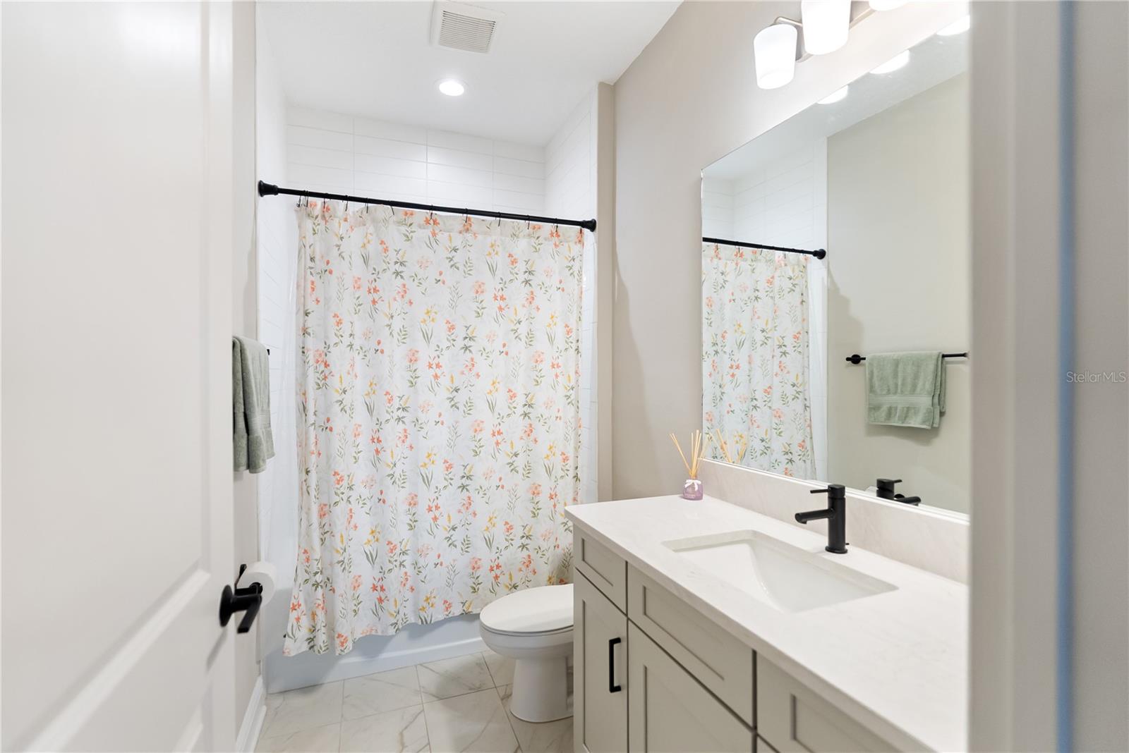 SWEETWATER AT LAKEWOOD RANCH PH I & II - Residential