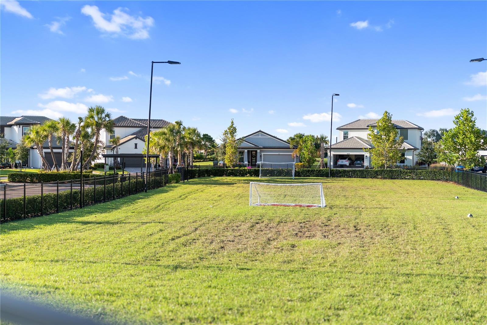SWEETWATER AT LAKEWOOD RANCH PH I & II - Residential