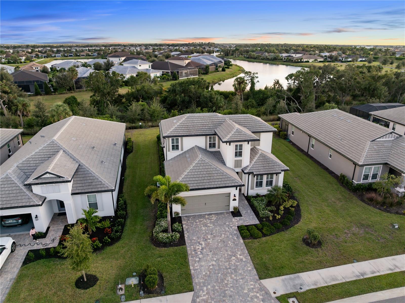SWEETWATER AT LAKEWOOD RANCH PH I & II - Residential