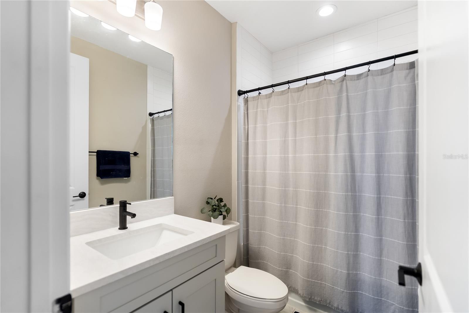 SWEETWATER AT LAKEWOOD RANCH PH I & II - Residential