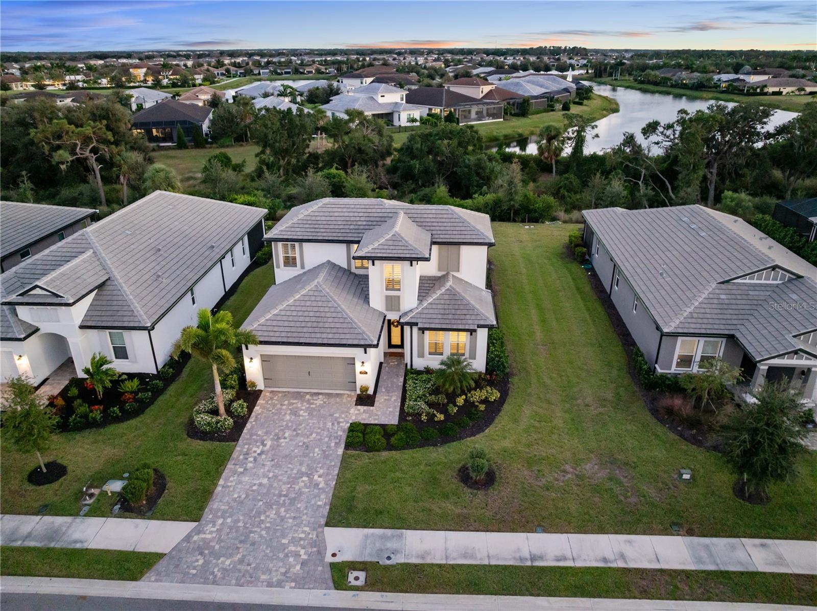SWEETWATER AT LAKEWOOD RANCH PH I & II - Residential