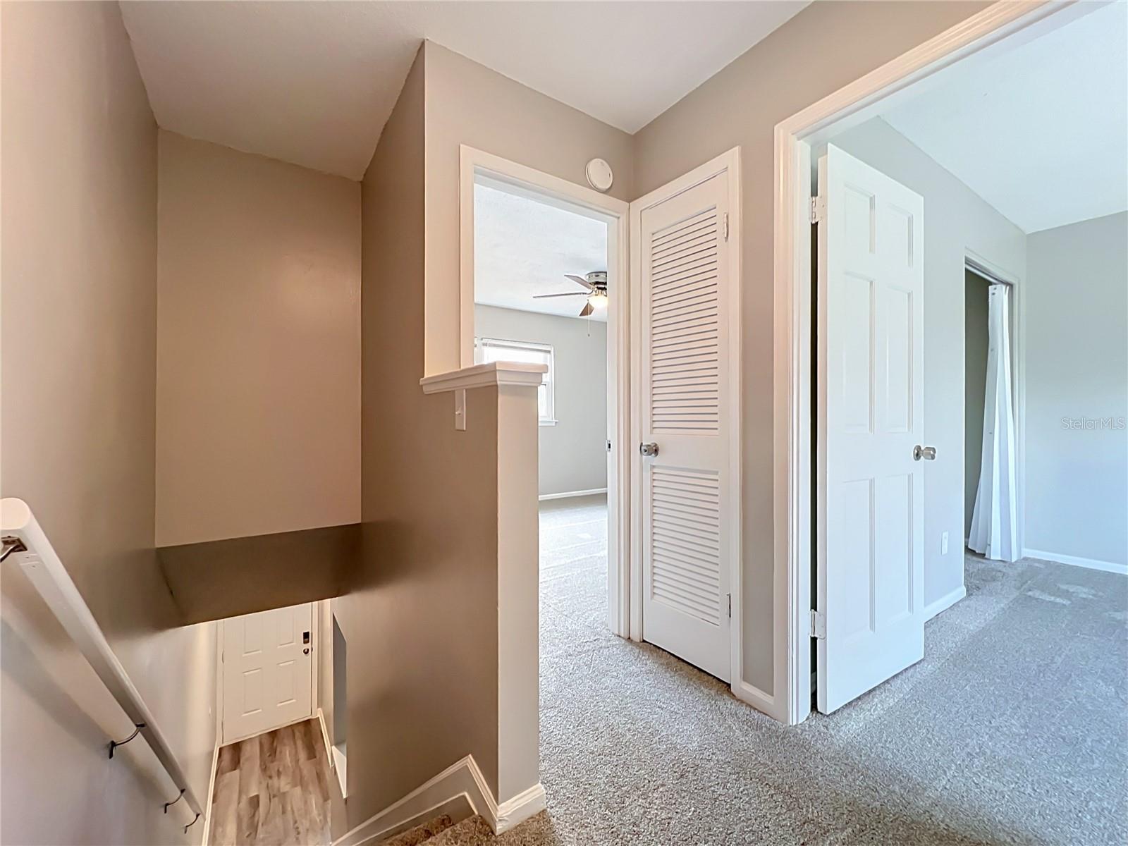 PARK AVE VILLAS - Residential