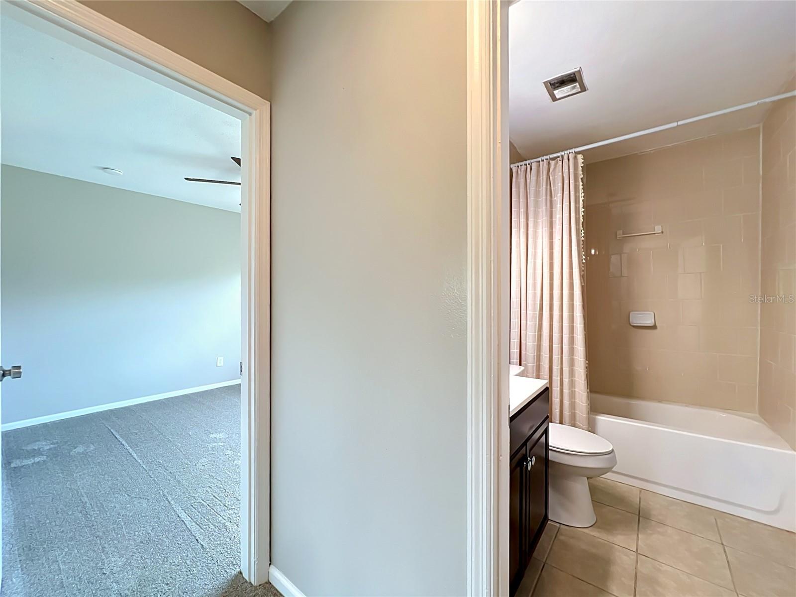 PARK AVE VILLAS - Residential