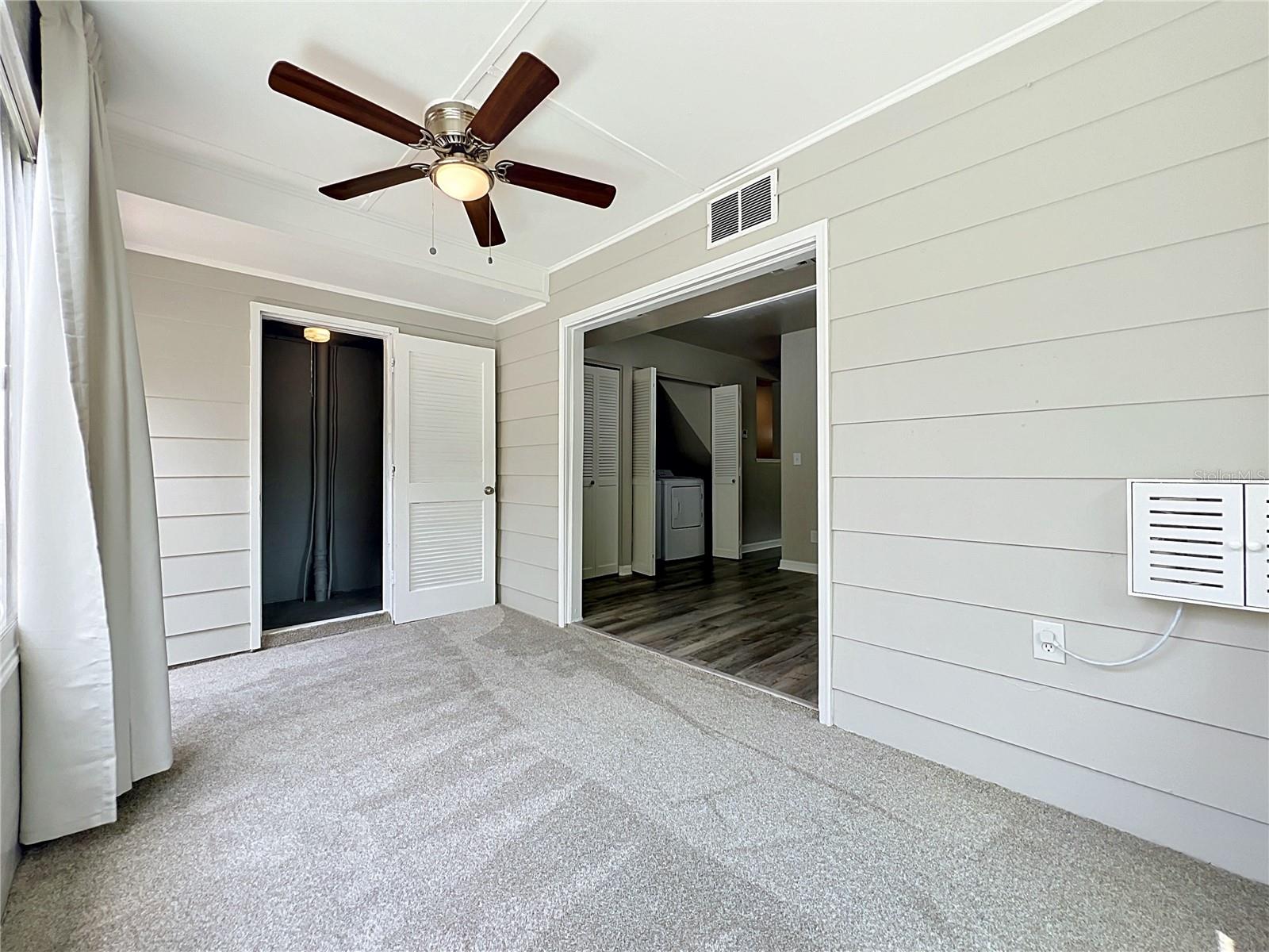 PARK AVE VILLAS - Residential