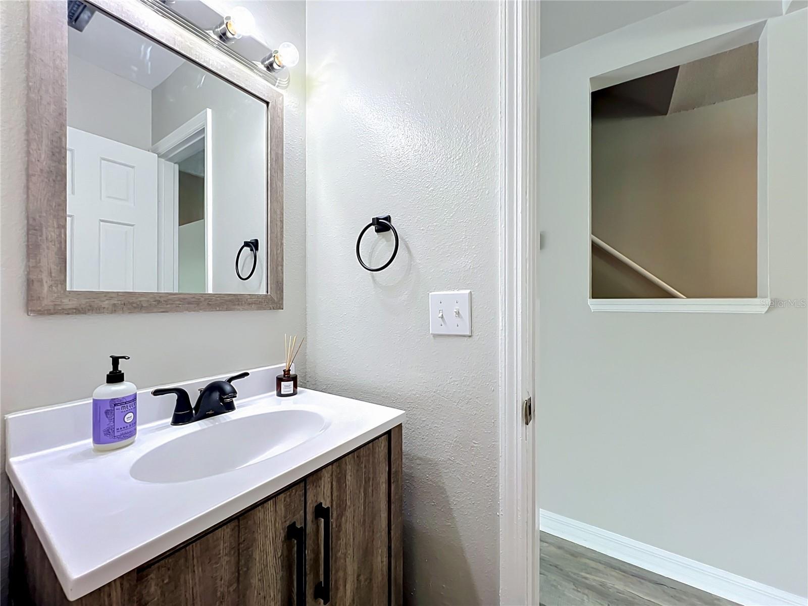 PARK AVE VILLAS - Residential