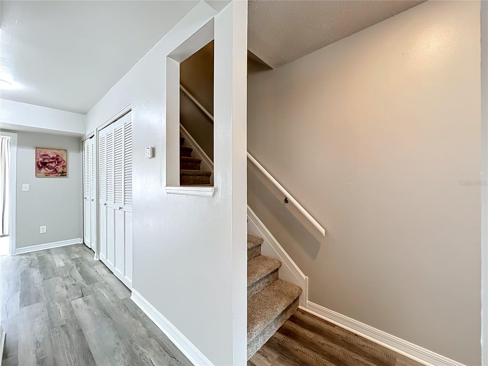 PARK AVE VILLAS - Residential