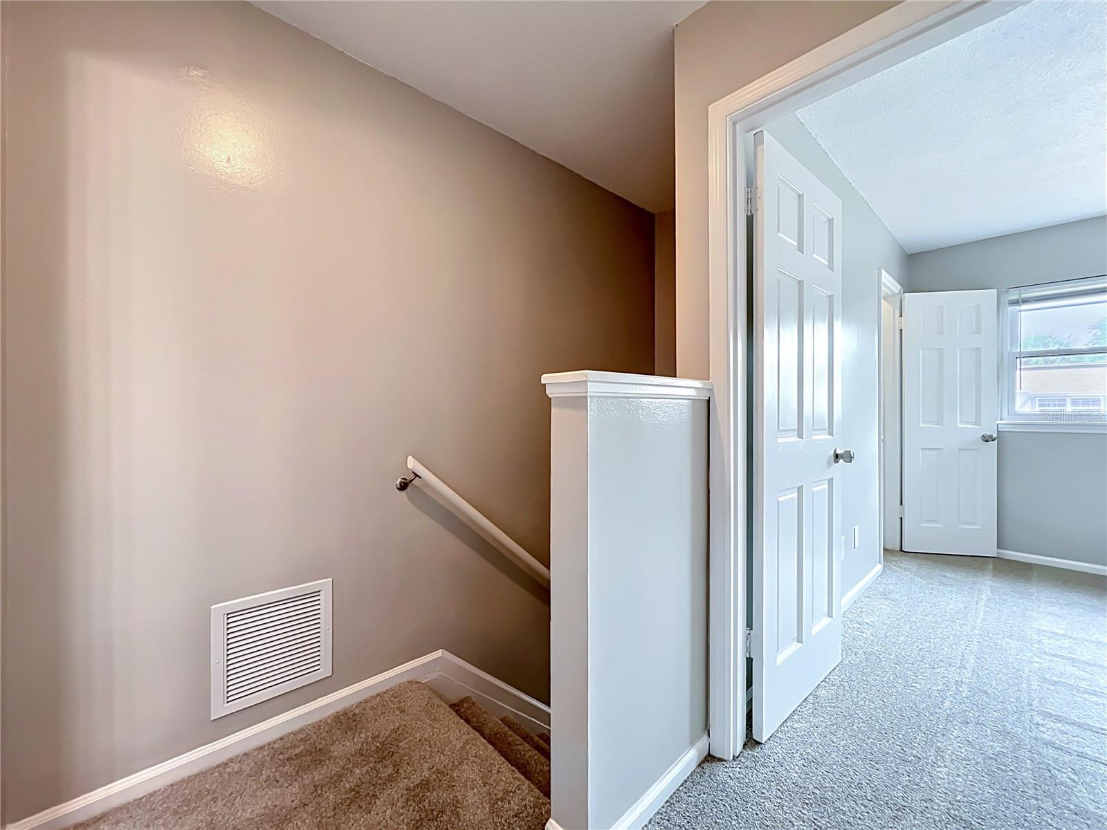 PARK AVE VILLAS - Residential