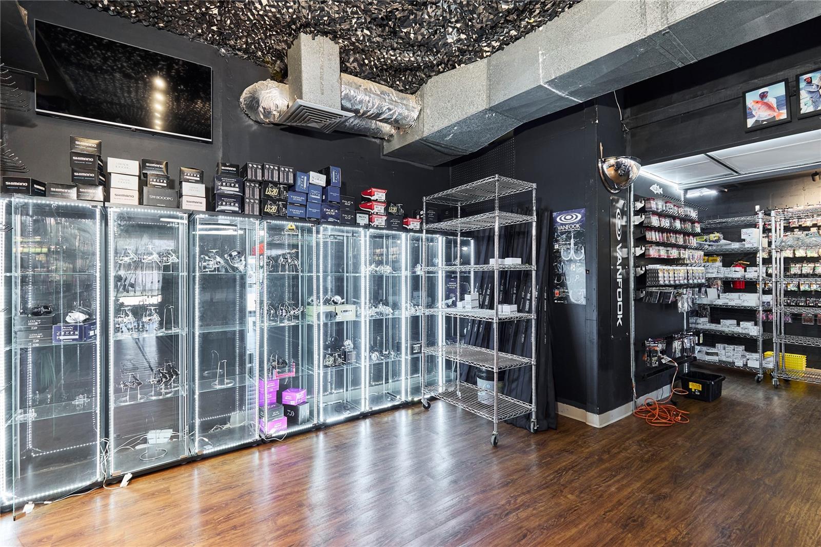 SHARP & TURNERS ADD TO BRADENTON - Commercial Sale