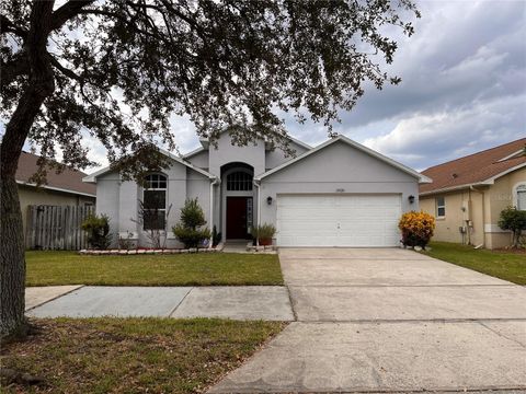 Photo of 13520 Hawkeye Drive, Orlando, FL 32837 (MLS # O6377338)
