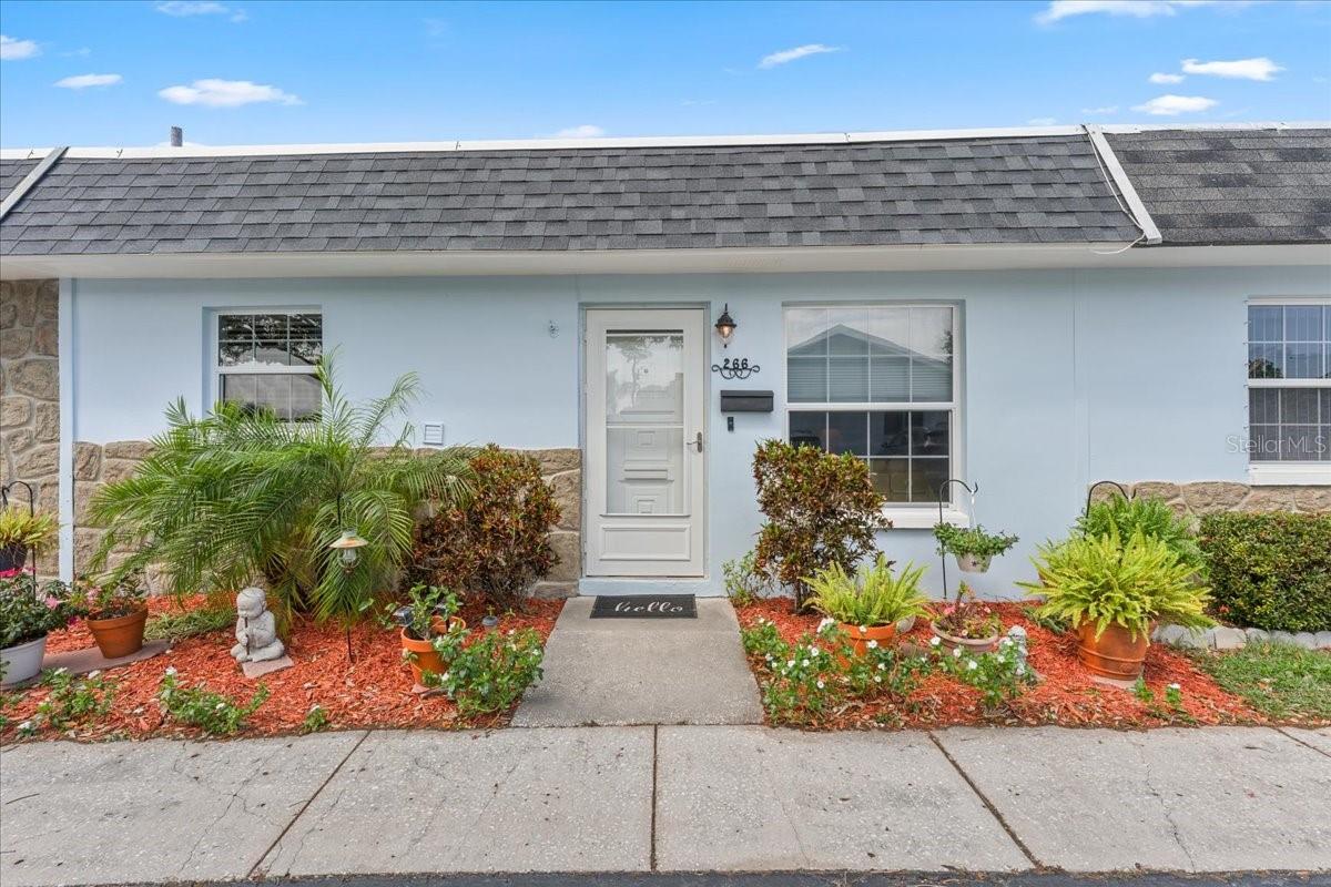 266 SKY LOCH DRIVE W