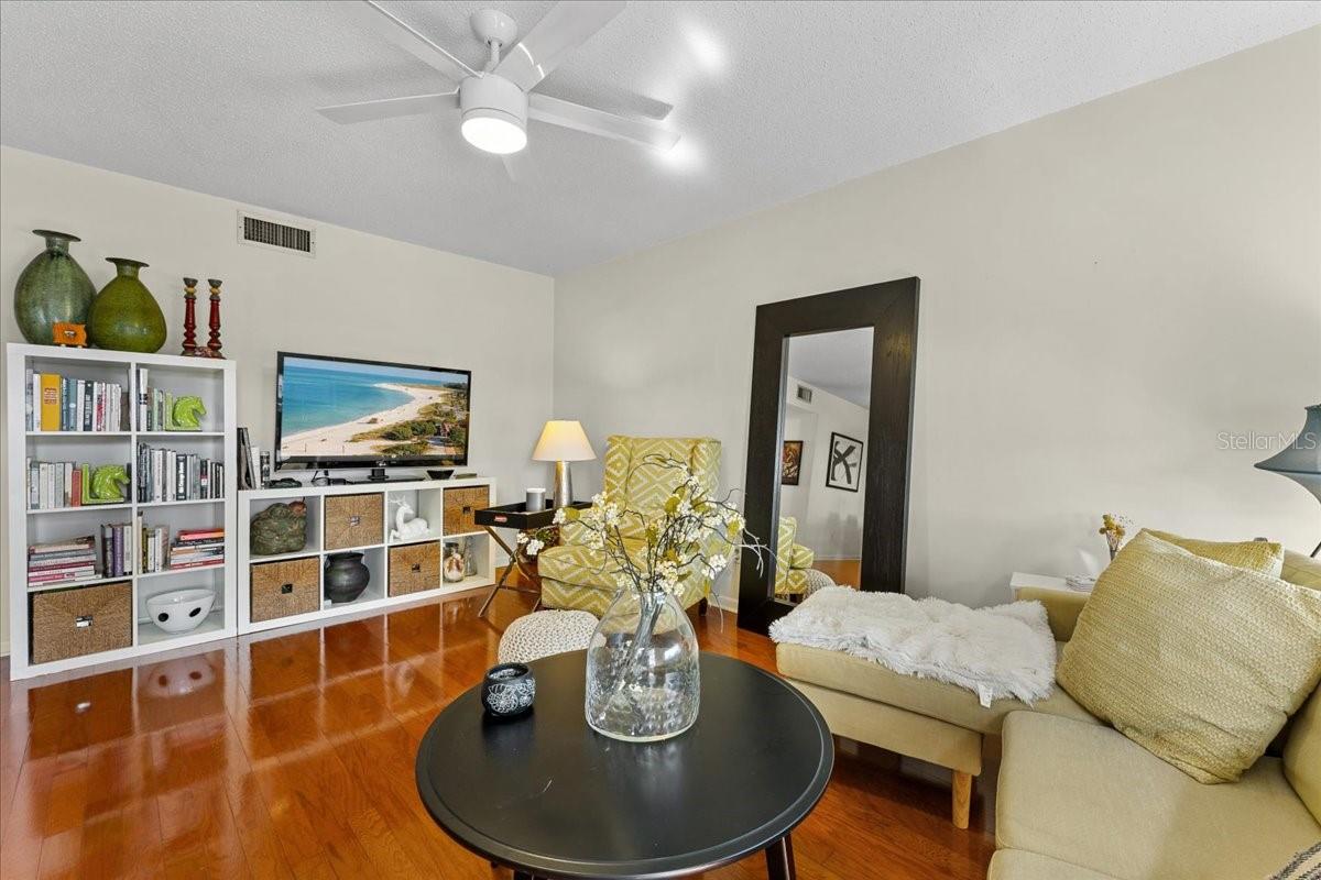 SKYE LOCH VILLAS UNREC - Residential