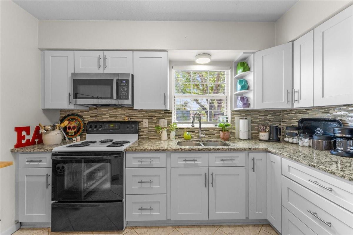 SKYE LOCH VILLAS UNREC - Residential