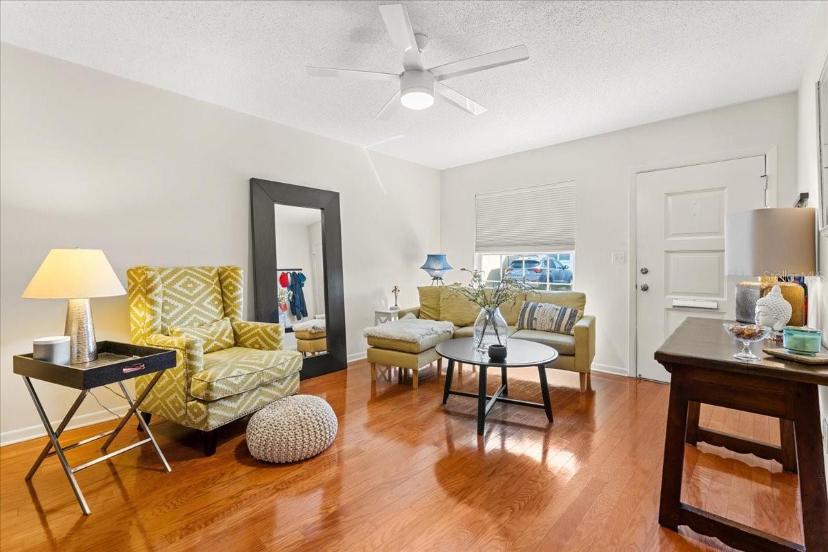 266 SKY LOCH DRIVE W