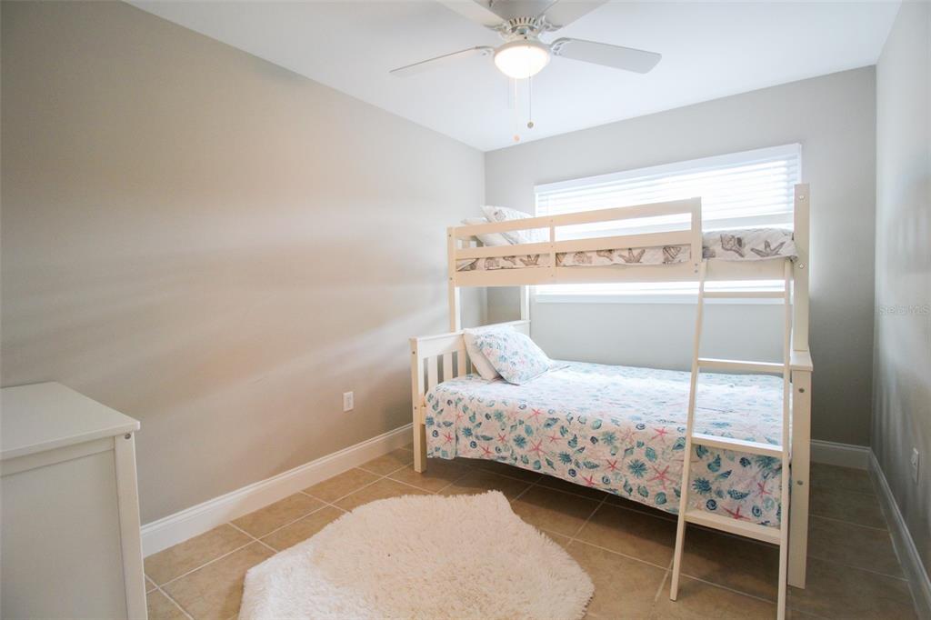 RIDGEWOOD ESTATES 01ST ADD - Residential Lease