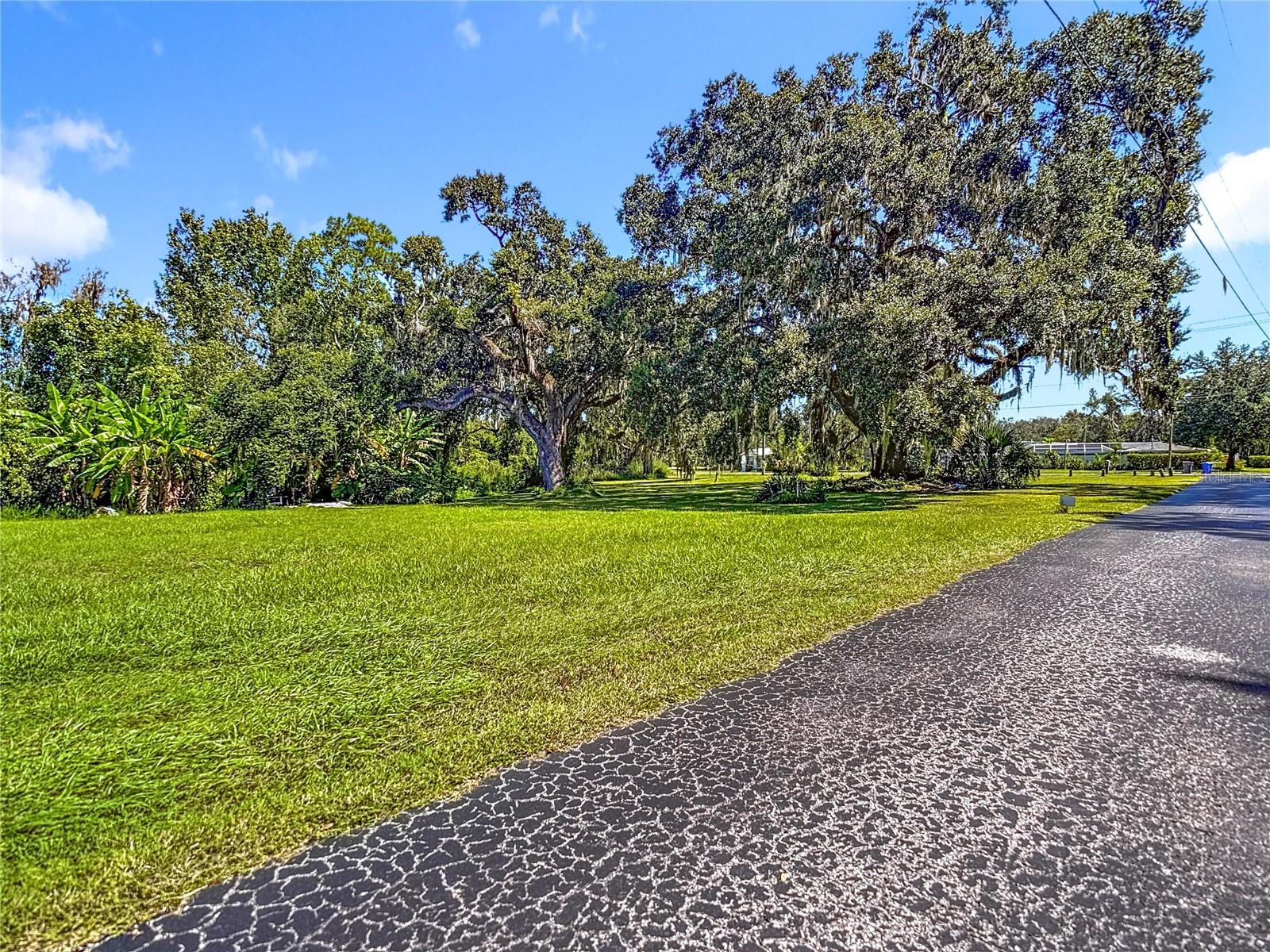 JOHN DUKES FARMS - Land