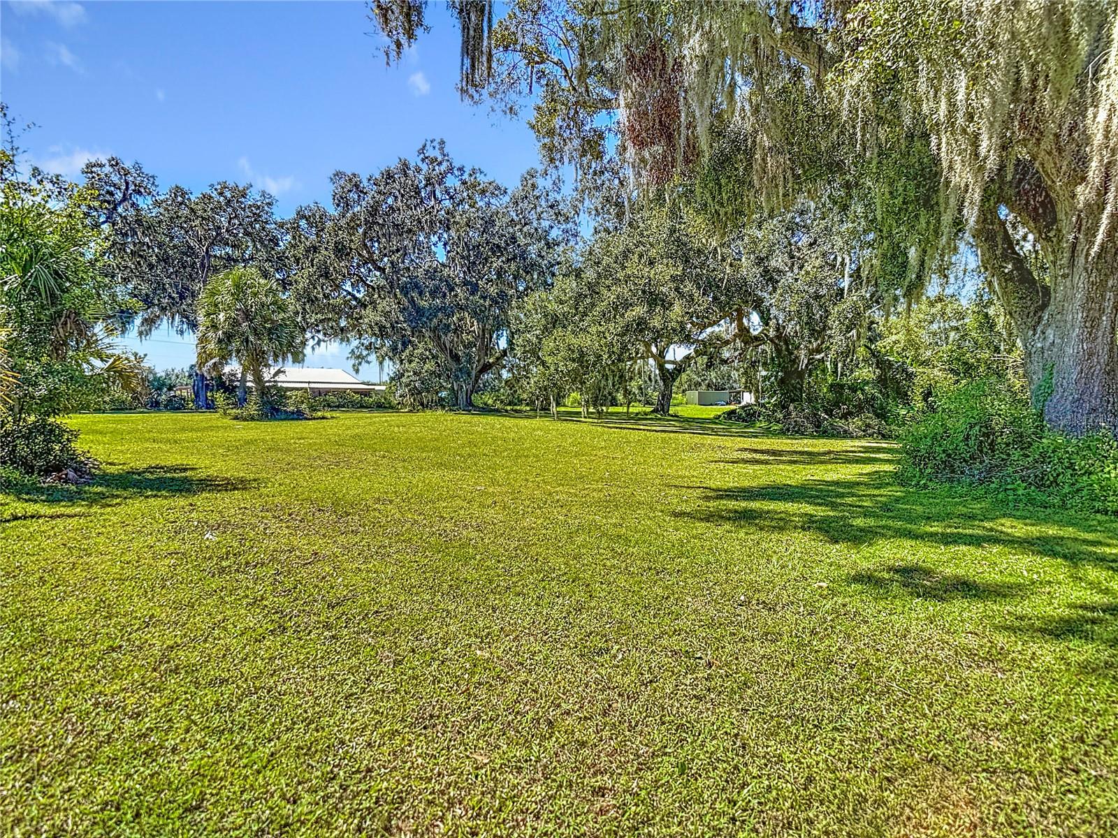 JOHN DUKES FARMS - Land