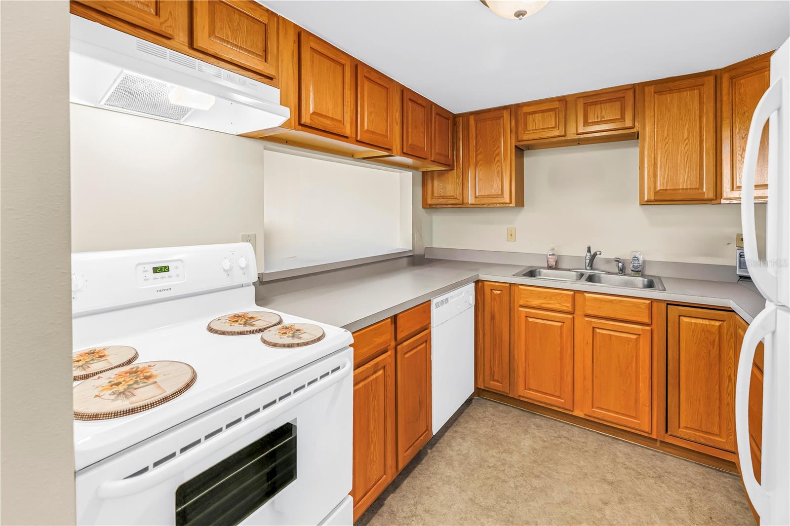 7701 STARKEY ROAD 521