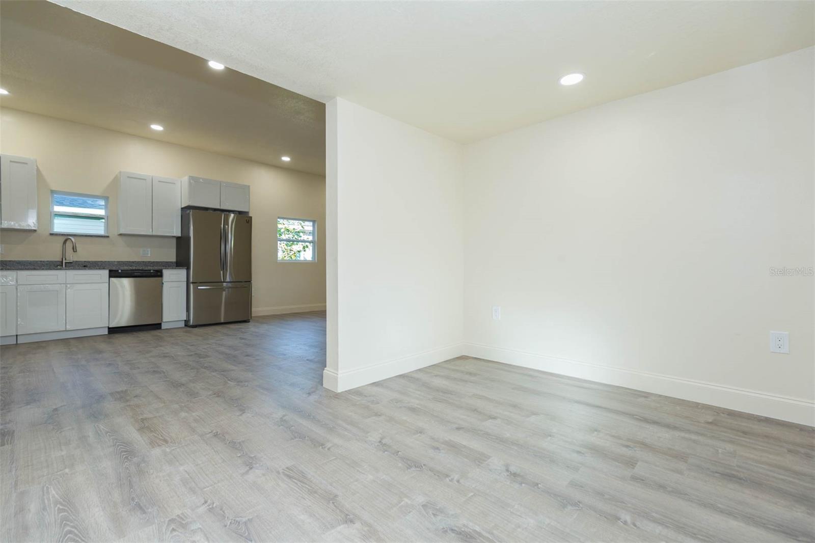 KNOWLES - Residential Lease