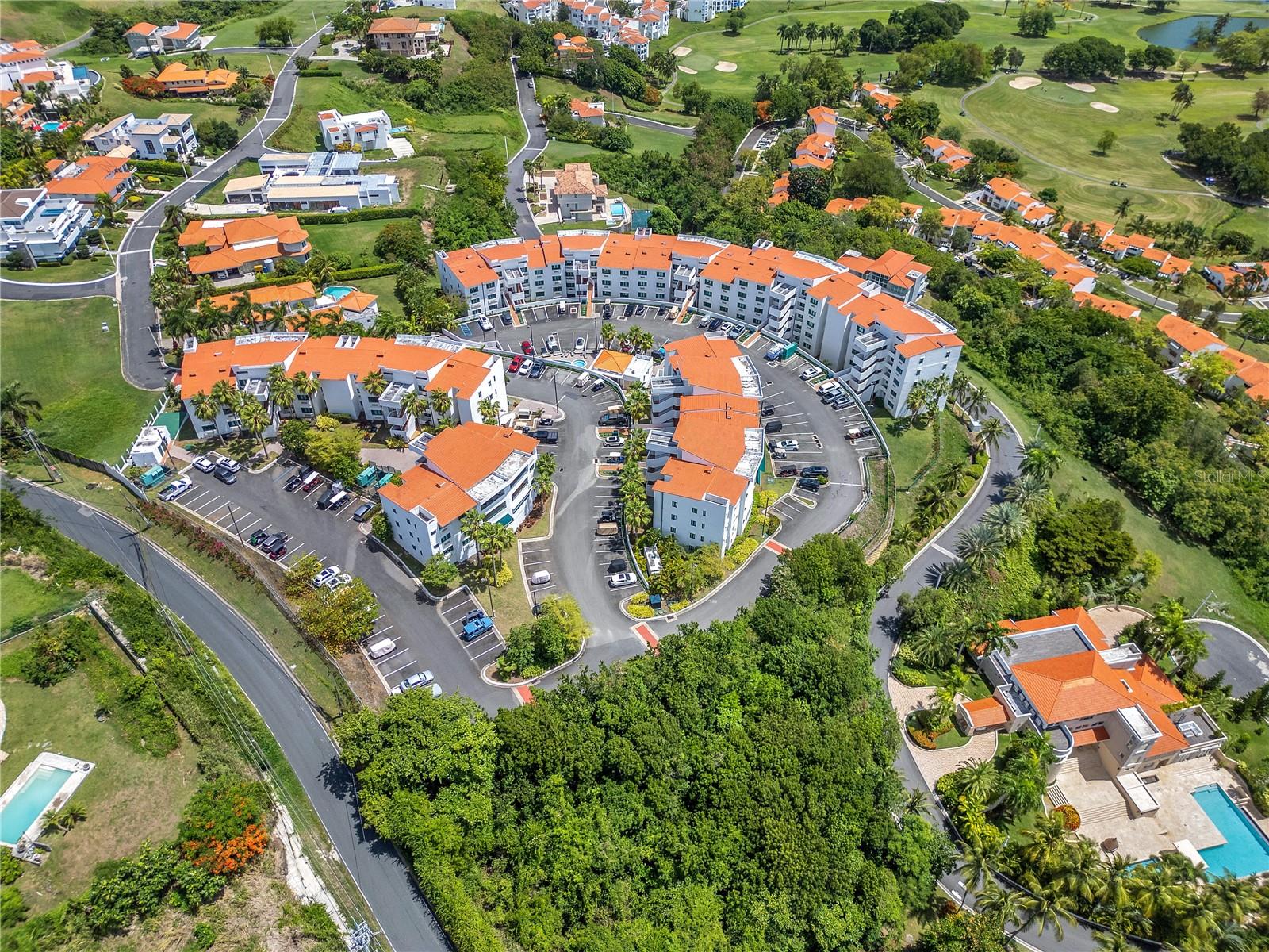 VISTAS DEL CACIQUE - Residential Lease