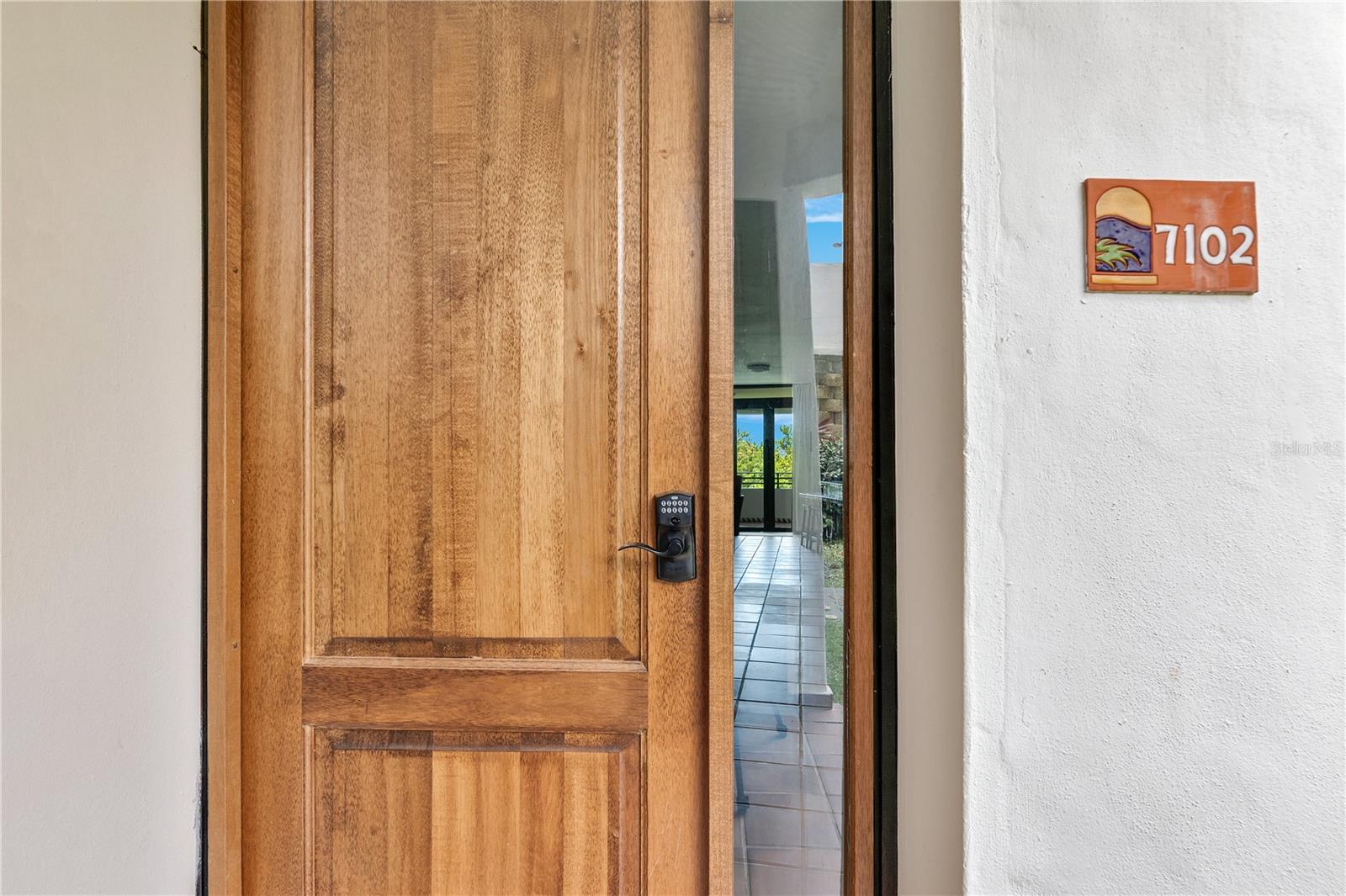 VISTAS DEL CACIQUE - Residential Lease