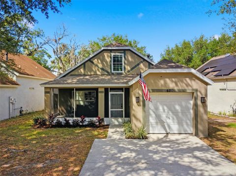 Photo of 628 Cape Cod Circle, Valrico, FL 33594 (MLS # TB8509115)