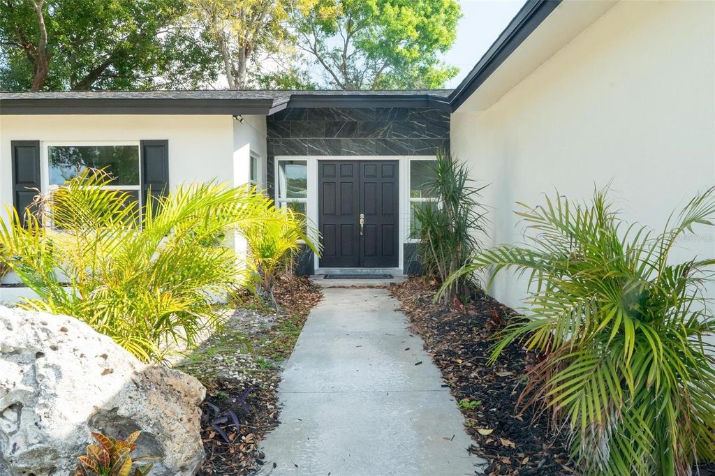 Photo of 1331 Viewtop Drive, Clearwater, FL 33764 (MLS # TB8471455)