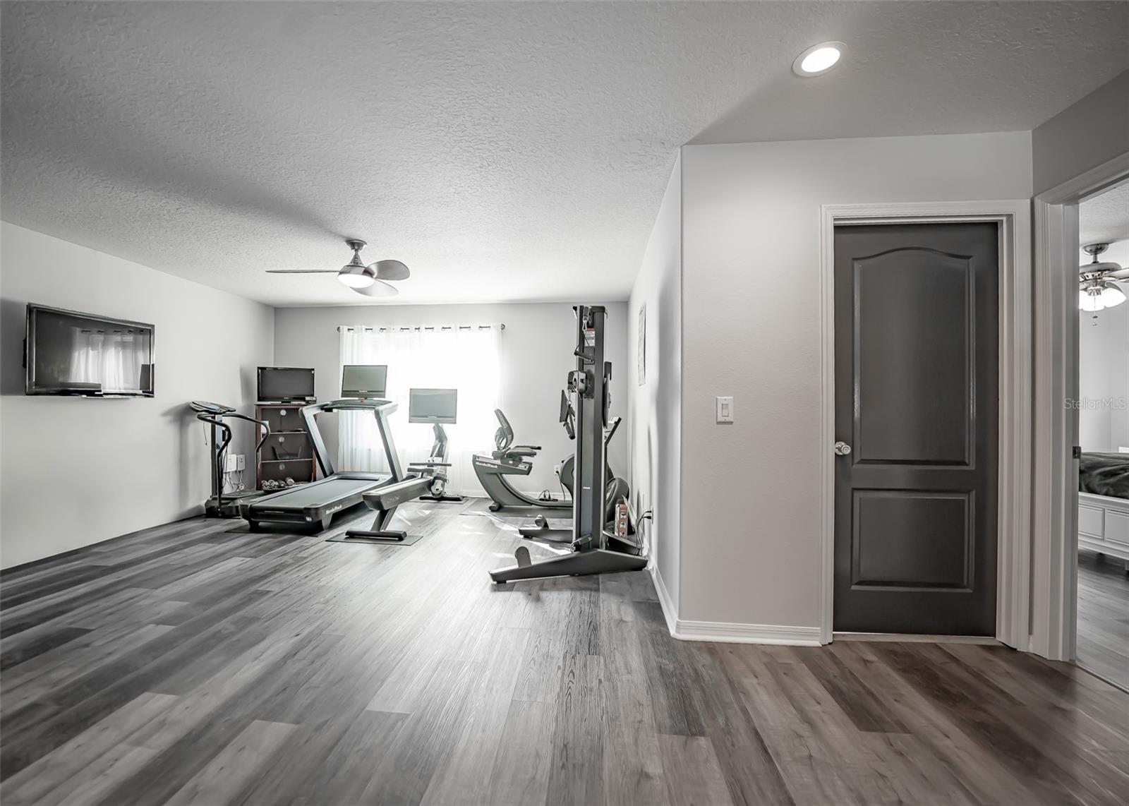 ROCK SPRINGS RIDGE - Residential